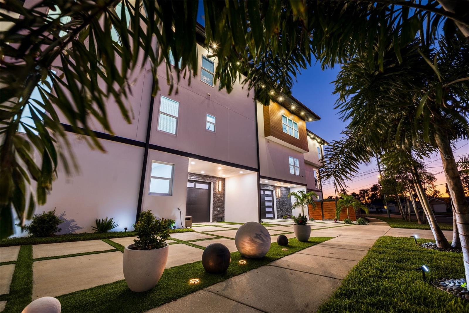 6062 BAYOU GRANDE BLVD NE