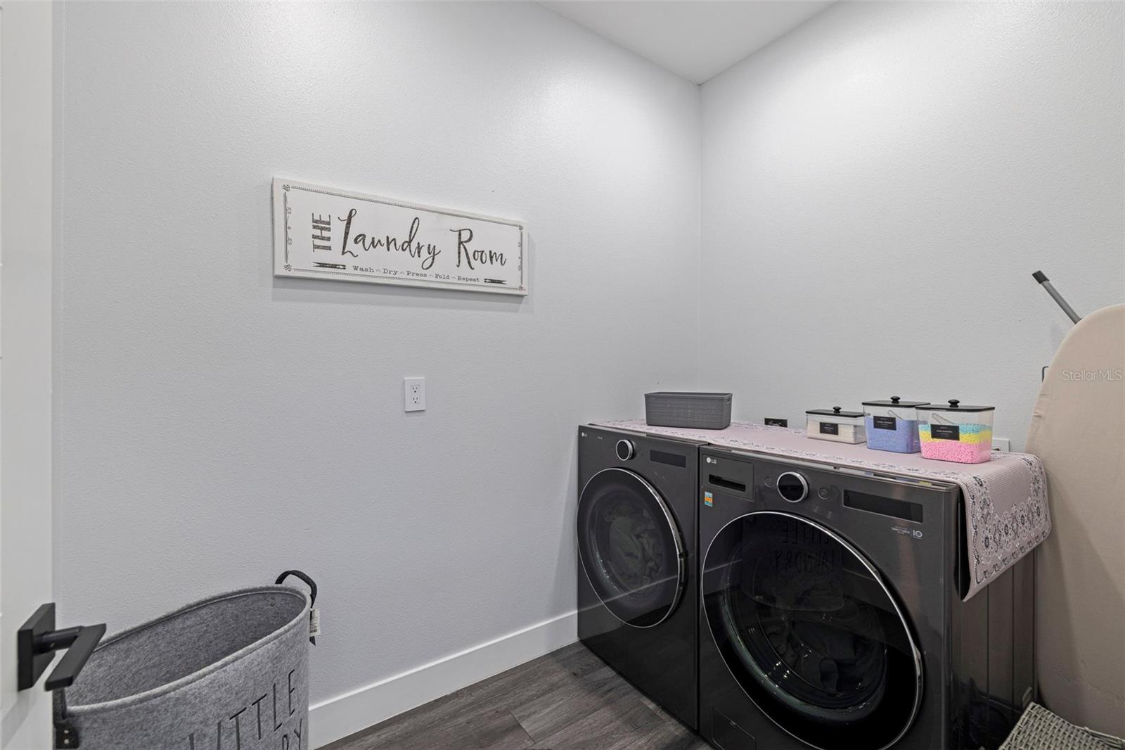 6062 BAYOU GRANDE BLVD NE