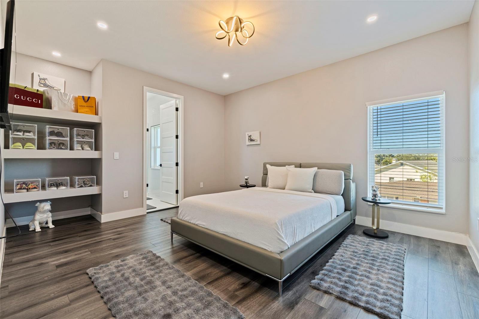 6062 BAYOU GRANDE BLVD NE