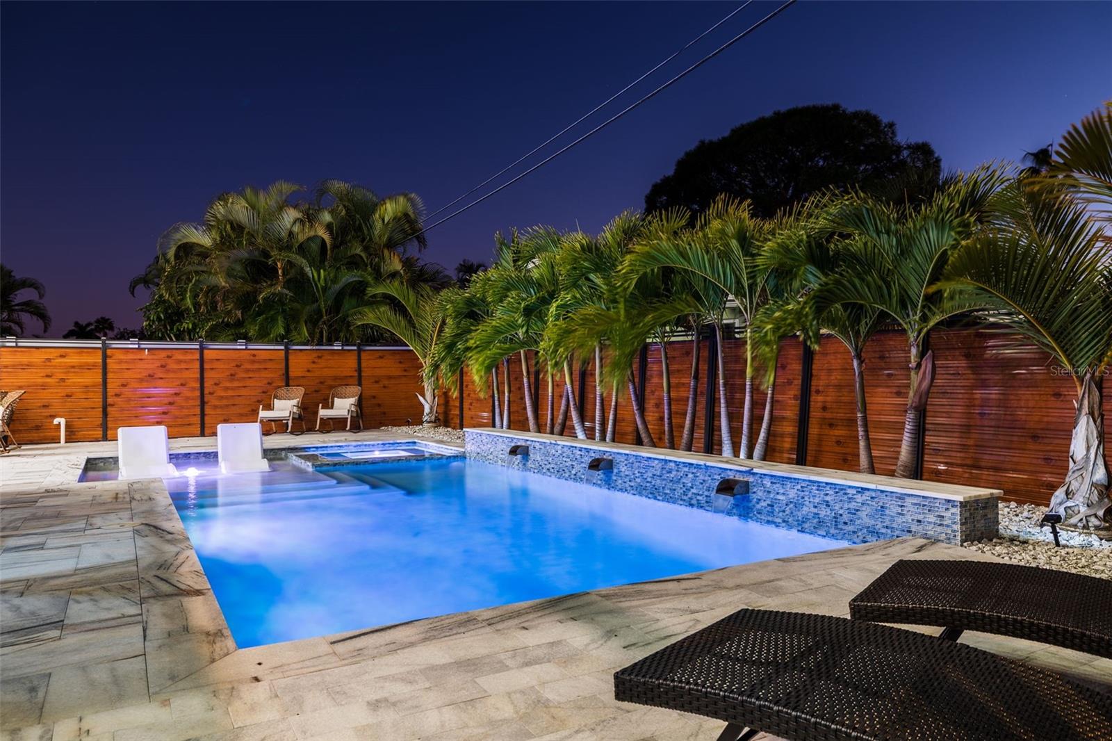 6062 BAYOU GRANDE BLVD NE