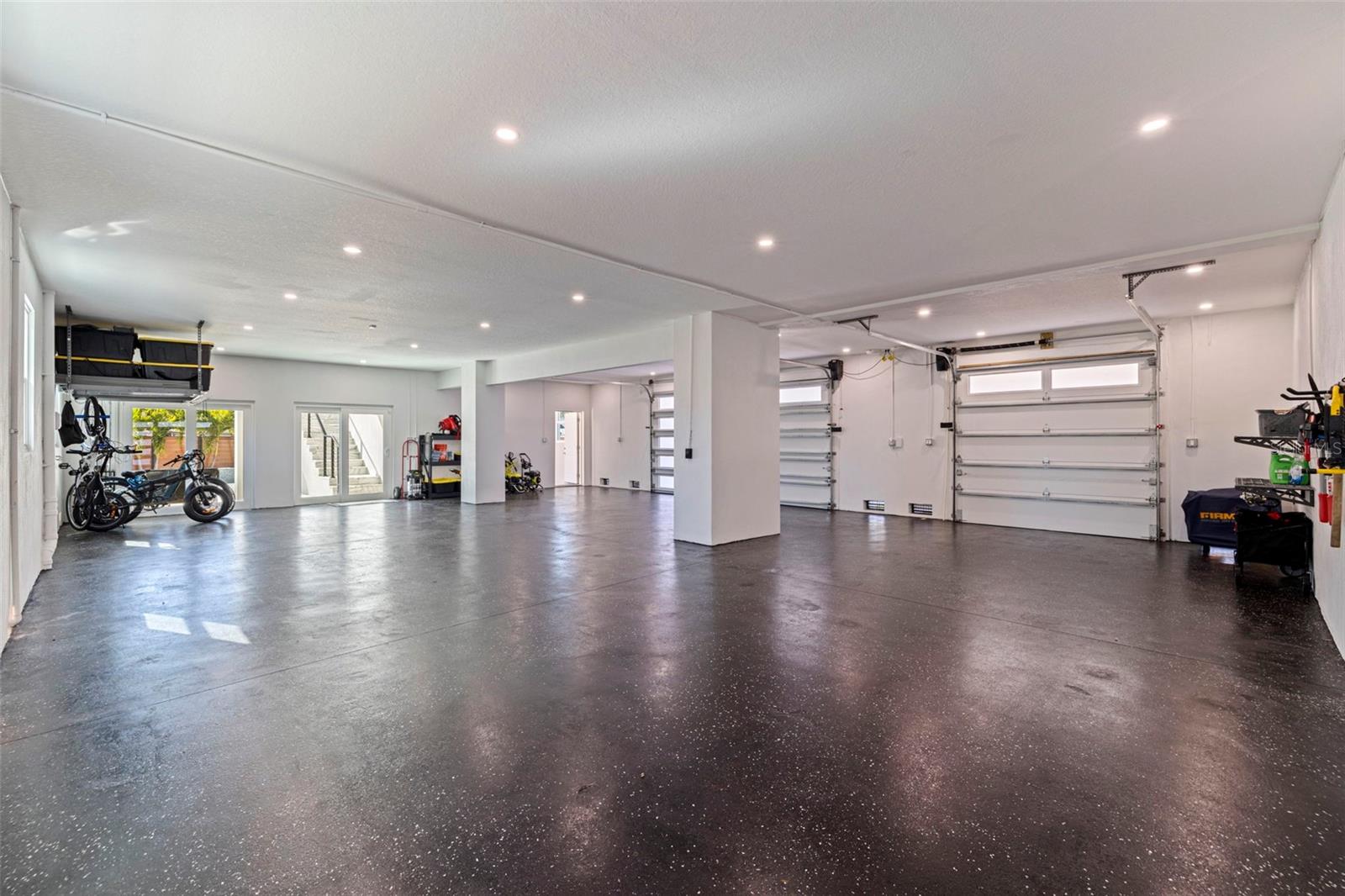 6062 BAYOU GRANDE BLVD NE