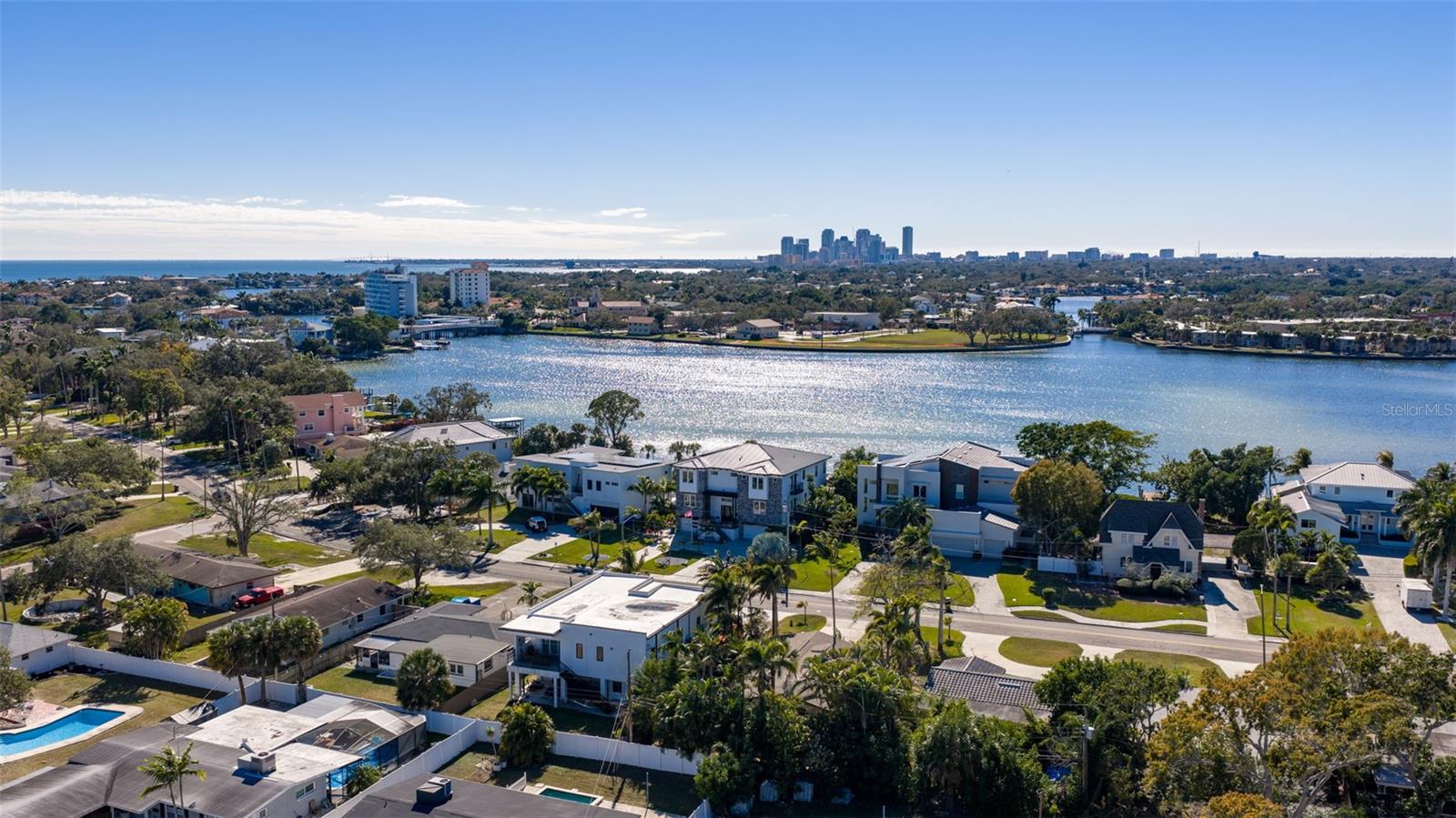 3830 SHORE ACRES BLVD NE