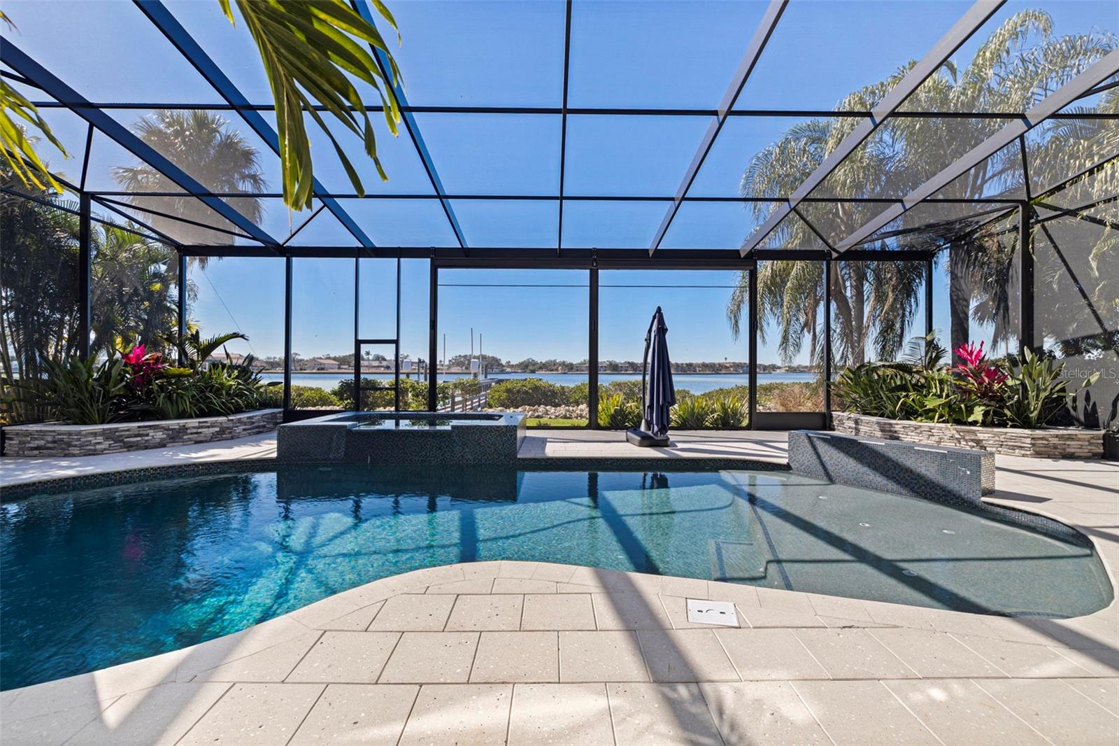 3830 SHORE ACRES BLVD NE