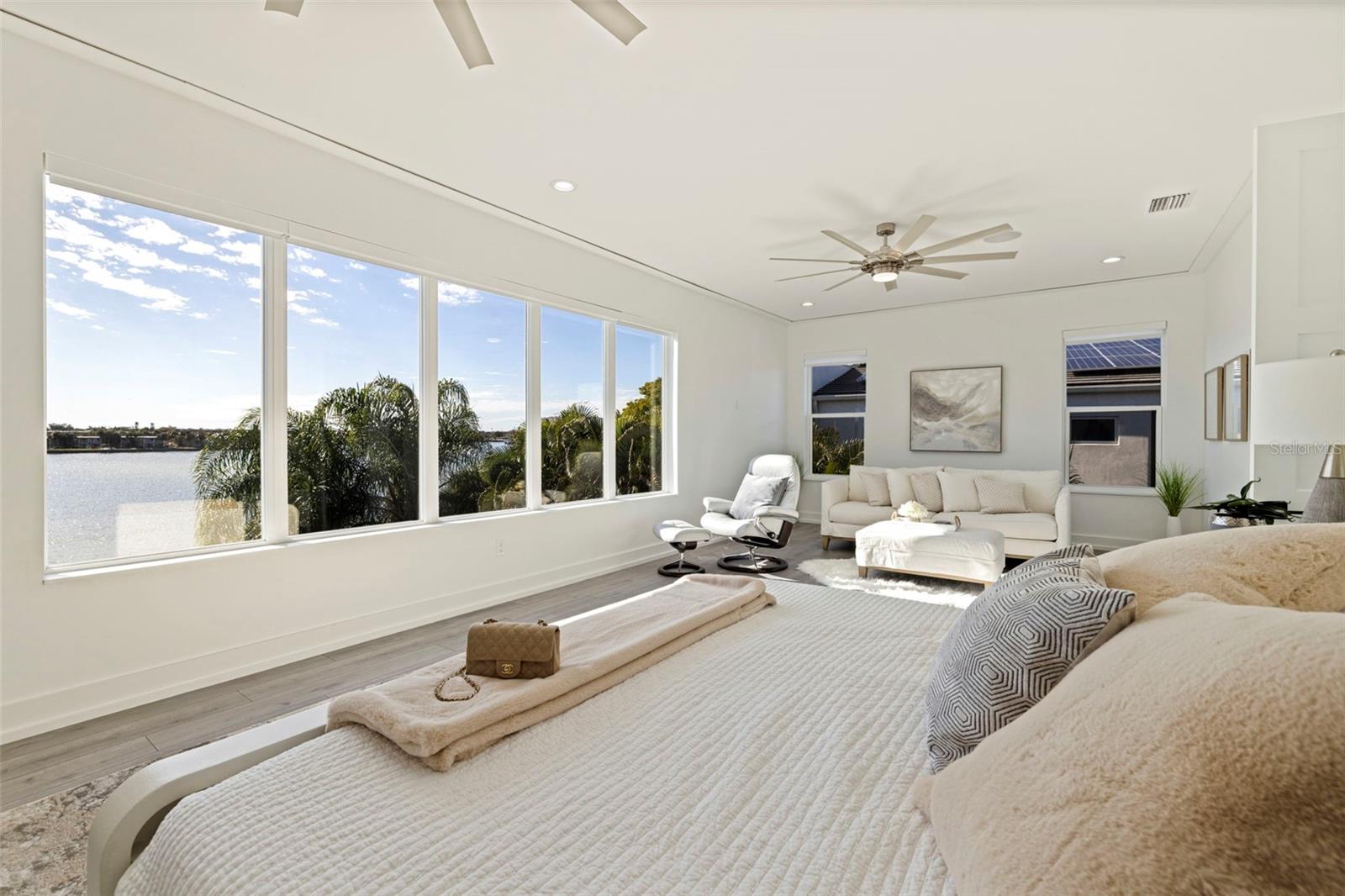 3830 SHORE ACRES BLVD NE