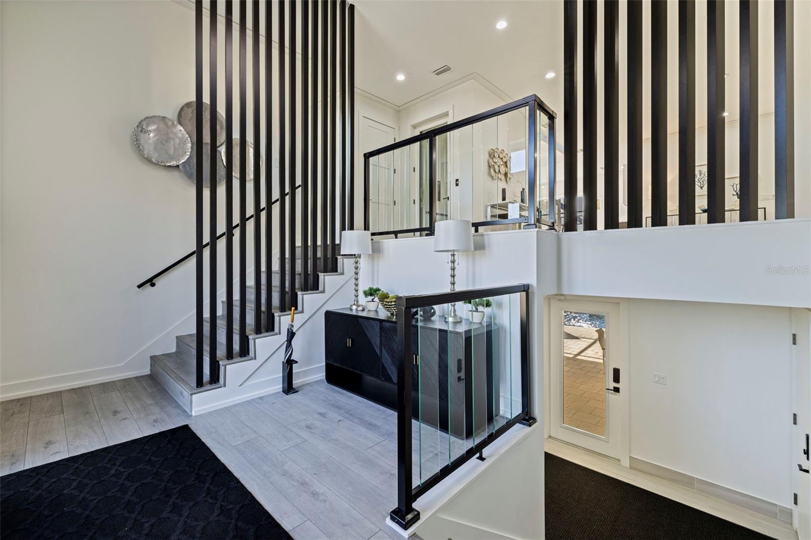 3830 SHORE ACRES BLVD NE