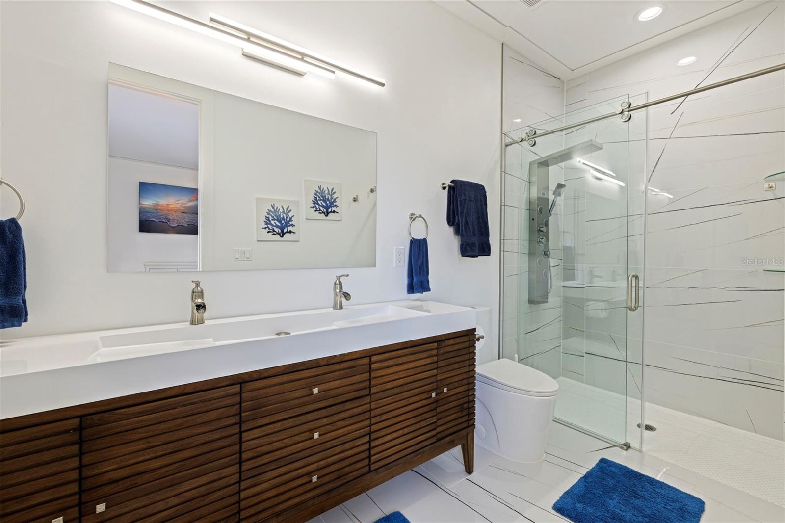 3830 SHORE ACRES BLVD NE