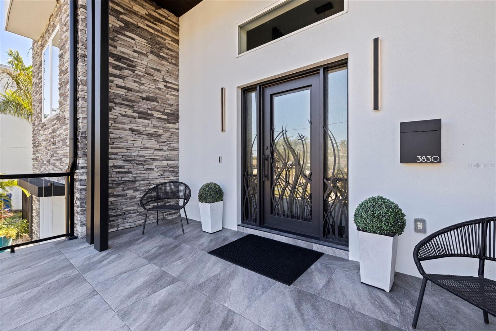 3830 SHORE ACRES BLVD NE