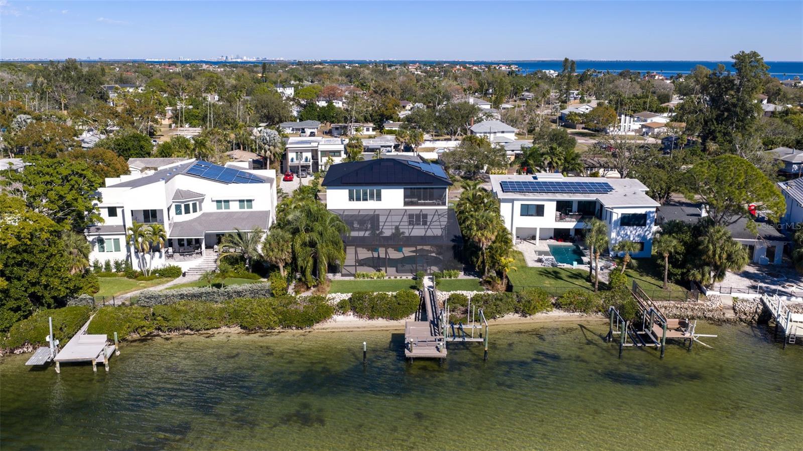 3830 SHORE ACRES BLVD NE