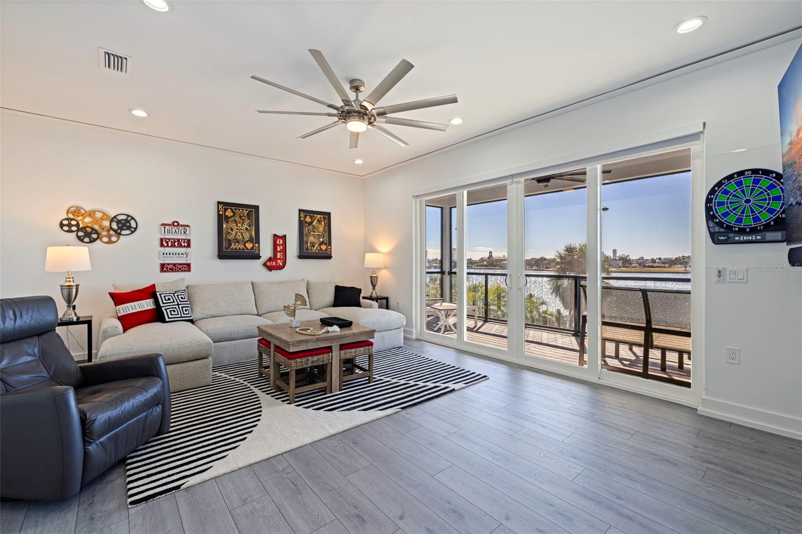 3830 SHORE ACRES BLVD NE