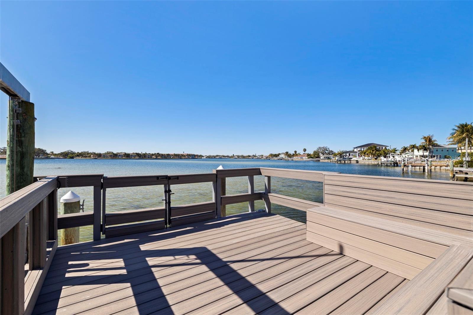 3830 SHORE ACRES BLVD NE