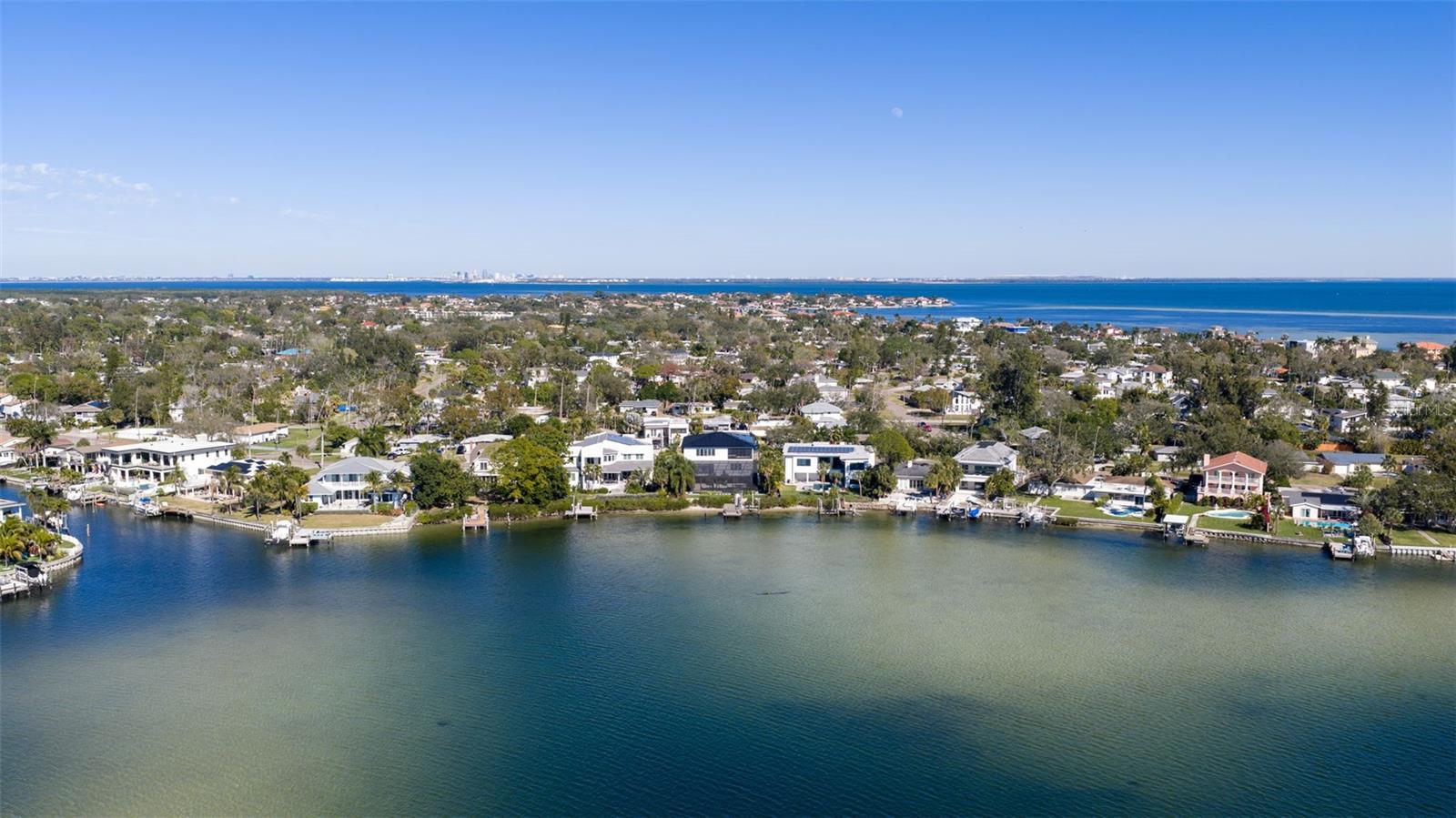 3830 SHORE ACRES BLVD NE