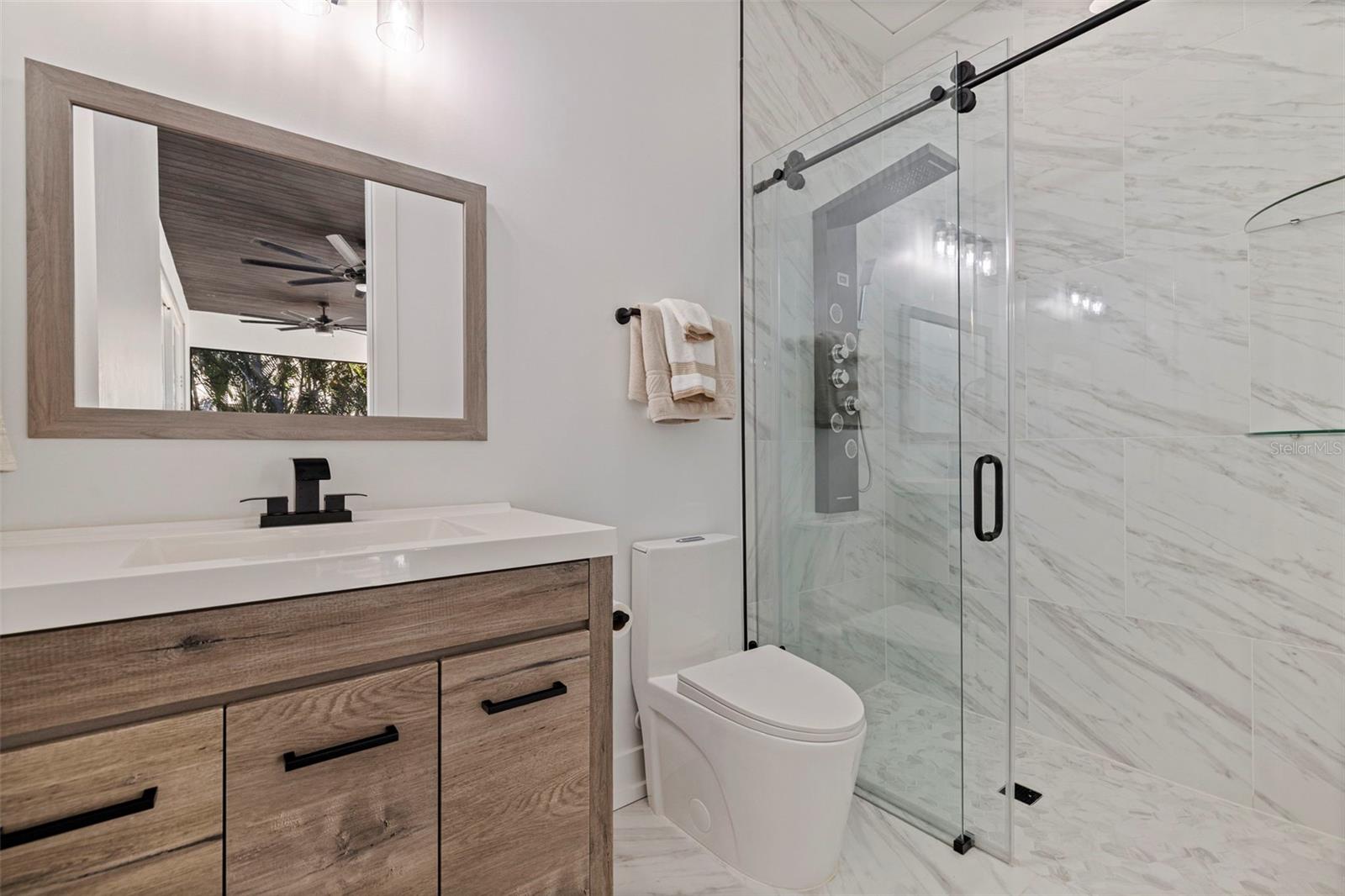 3830 SHORE ACRES BLVD NE