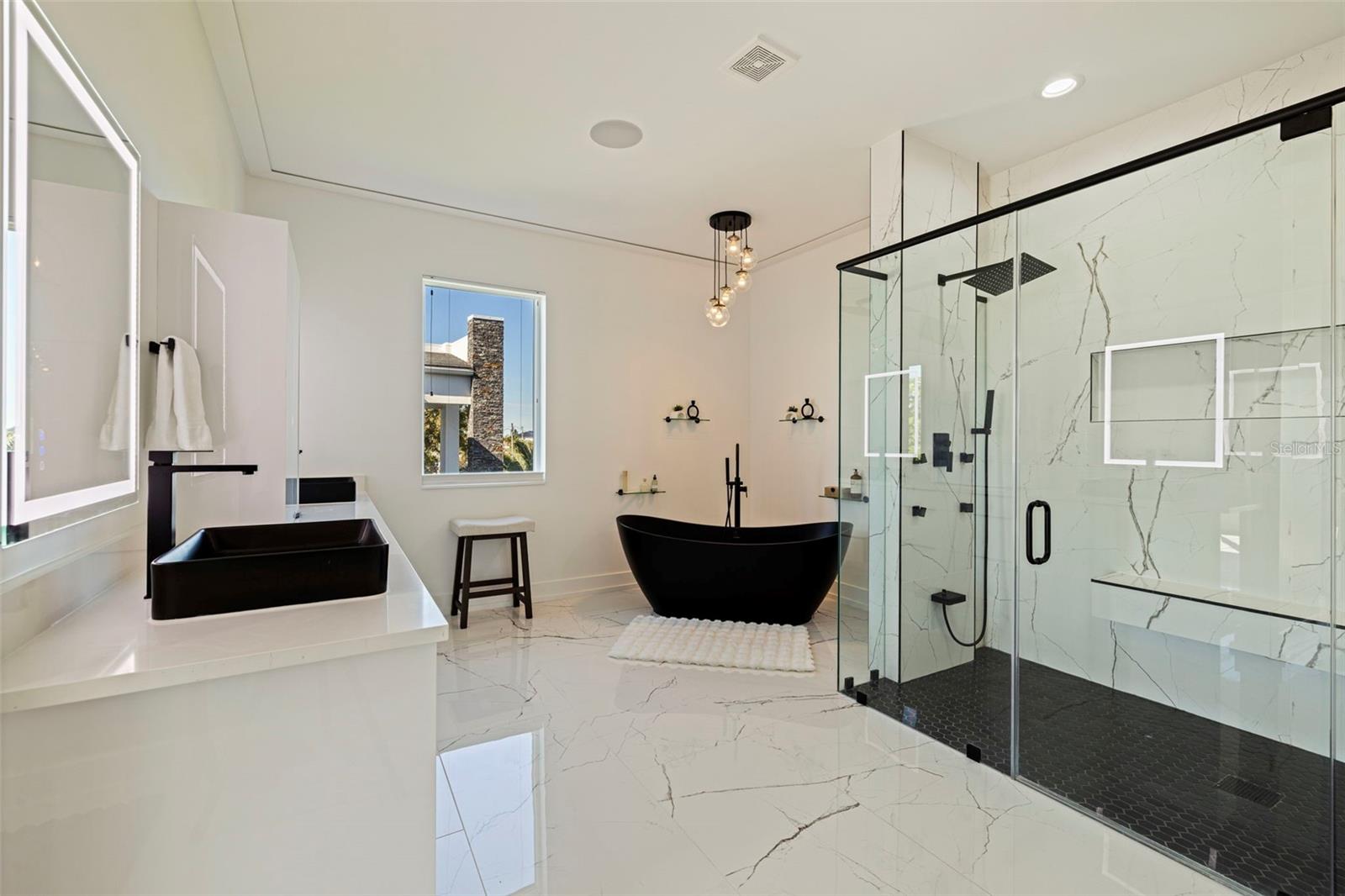 3830 SHORE ACRES BLVD NE