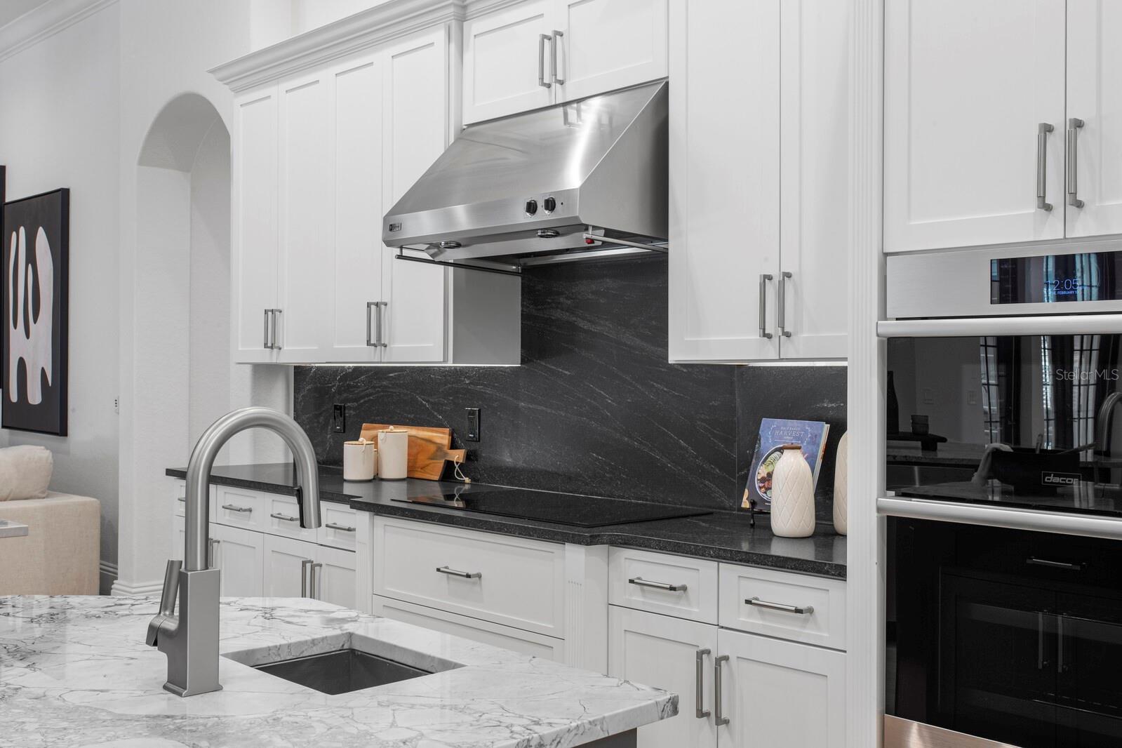 9916 MENANDER WOOD CT