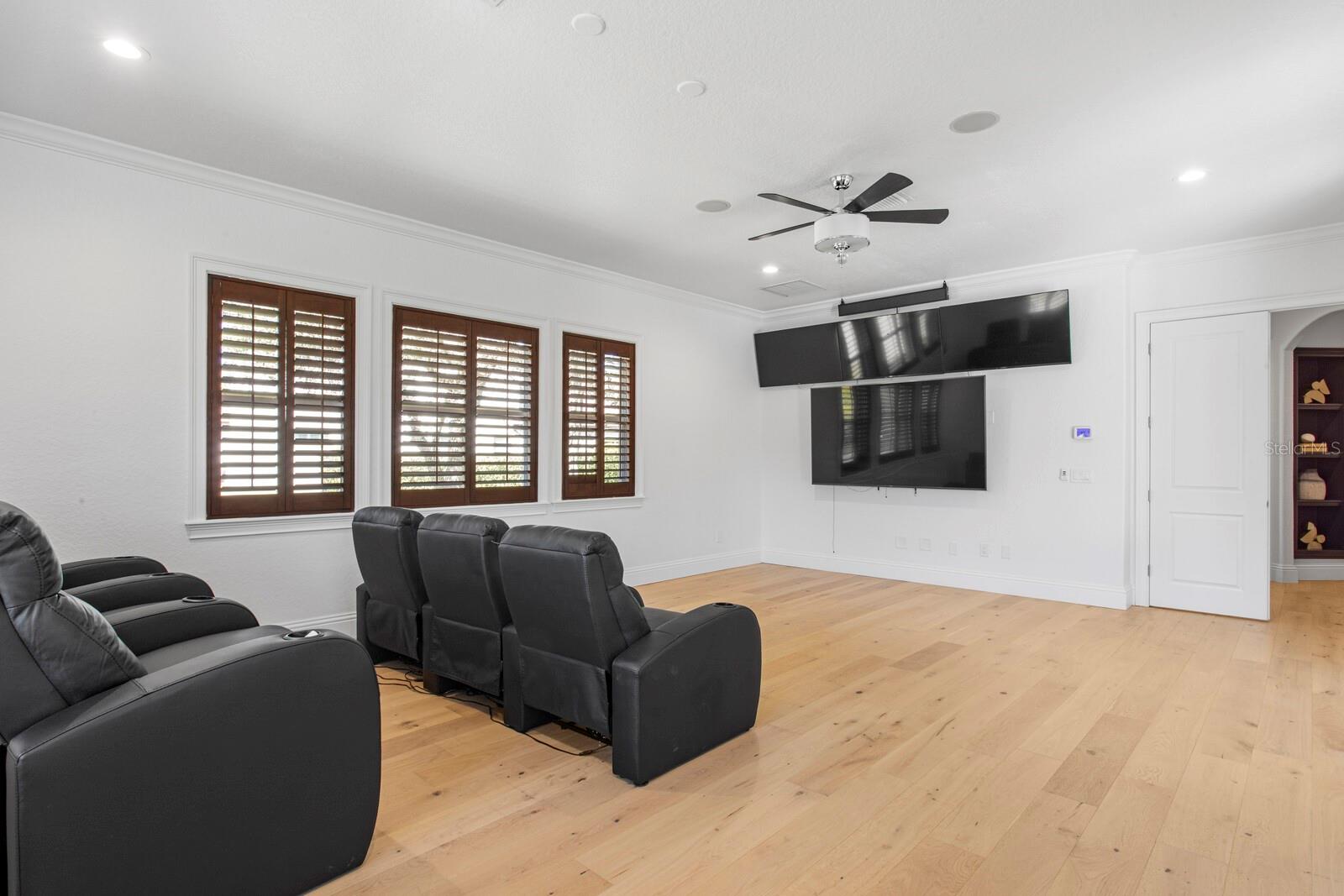 9916 MENANDER WOOD CT