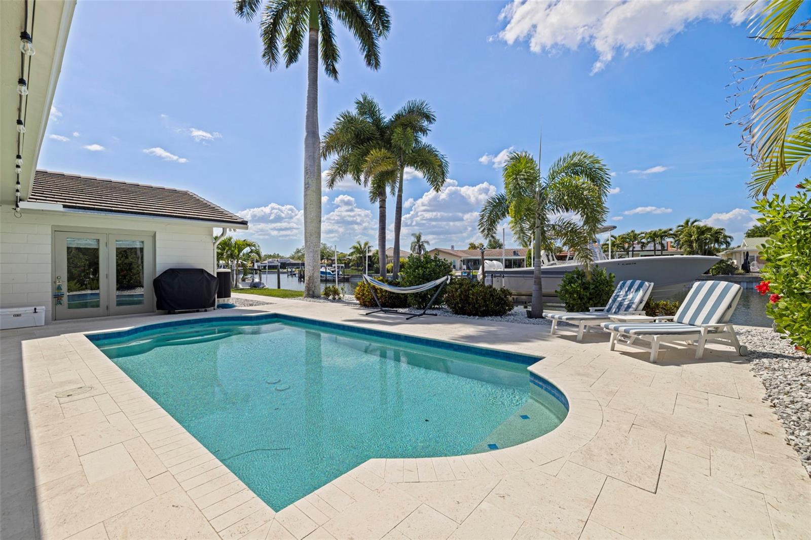 1971 MASSACHUSETTS AVE NE