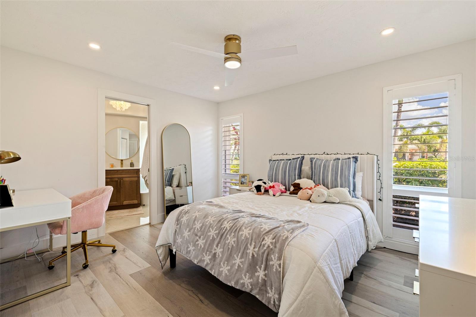 1971 MASSACHUSETTS AVE NE