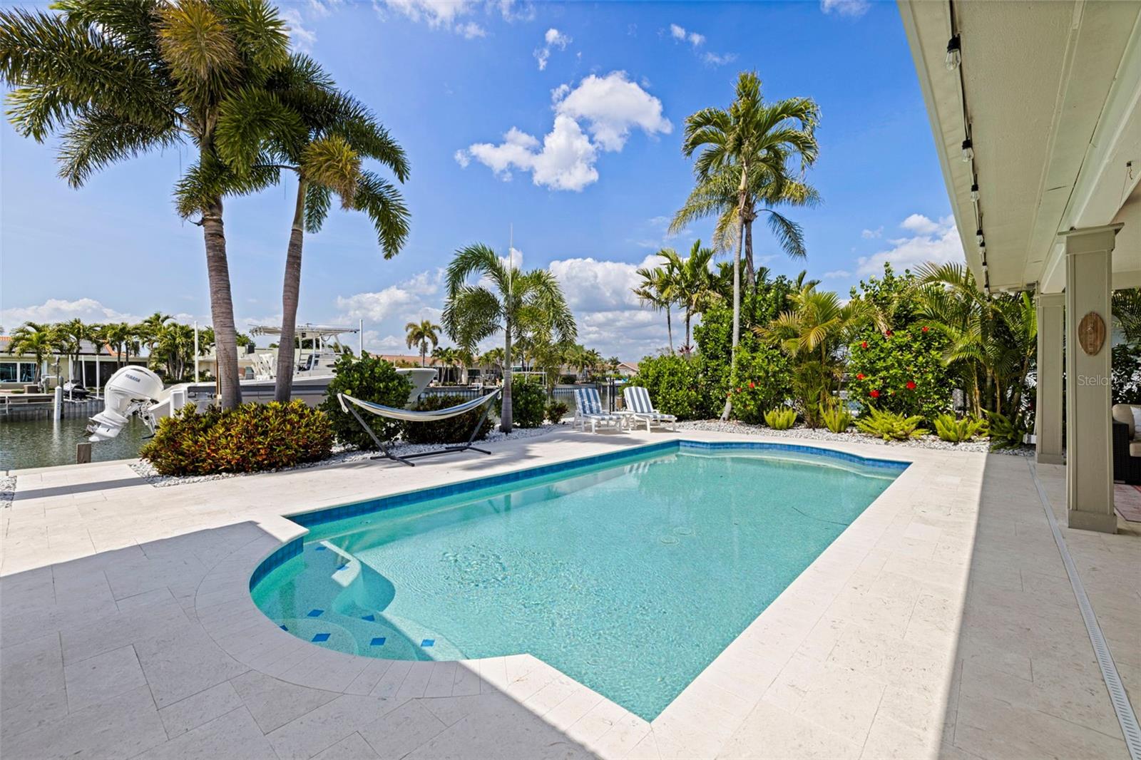 1971 MASSACHUSETTS AVE NE