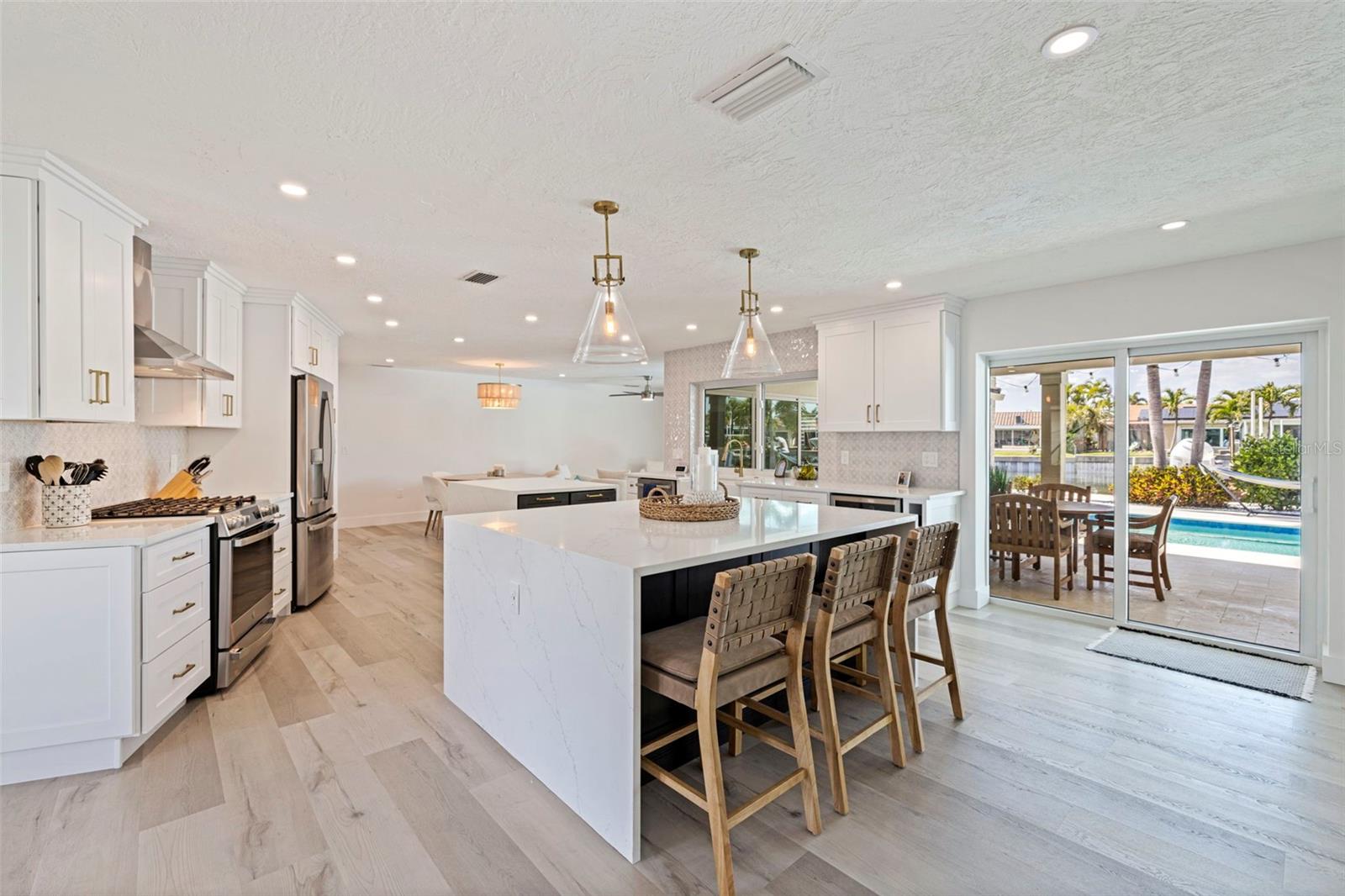 1971 MASSACHUSETTS AVE NE