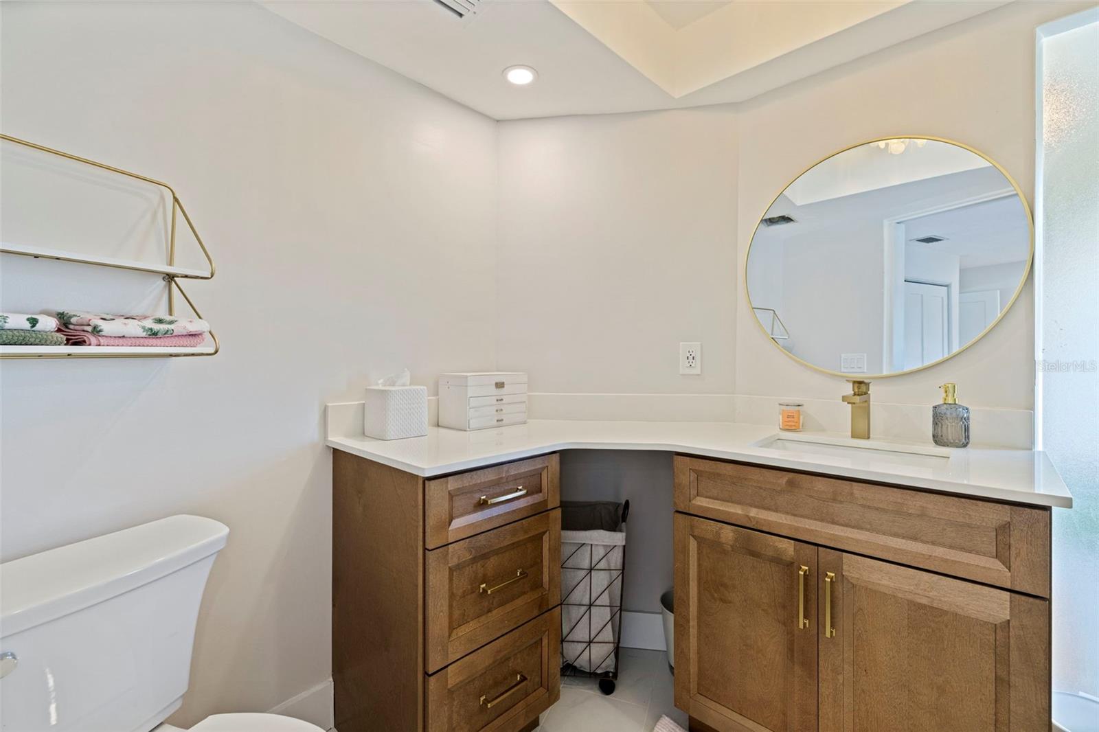 1971 MASSACHUSETTS AVE NE