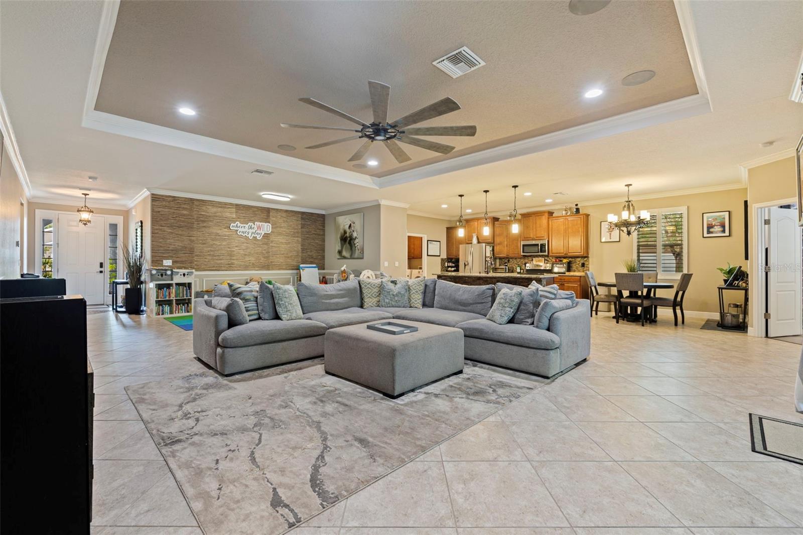 6256 63RD LN N