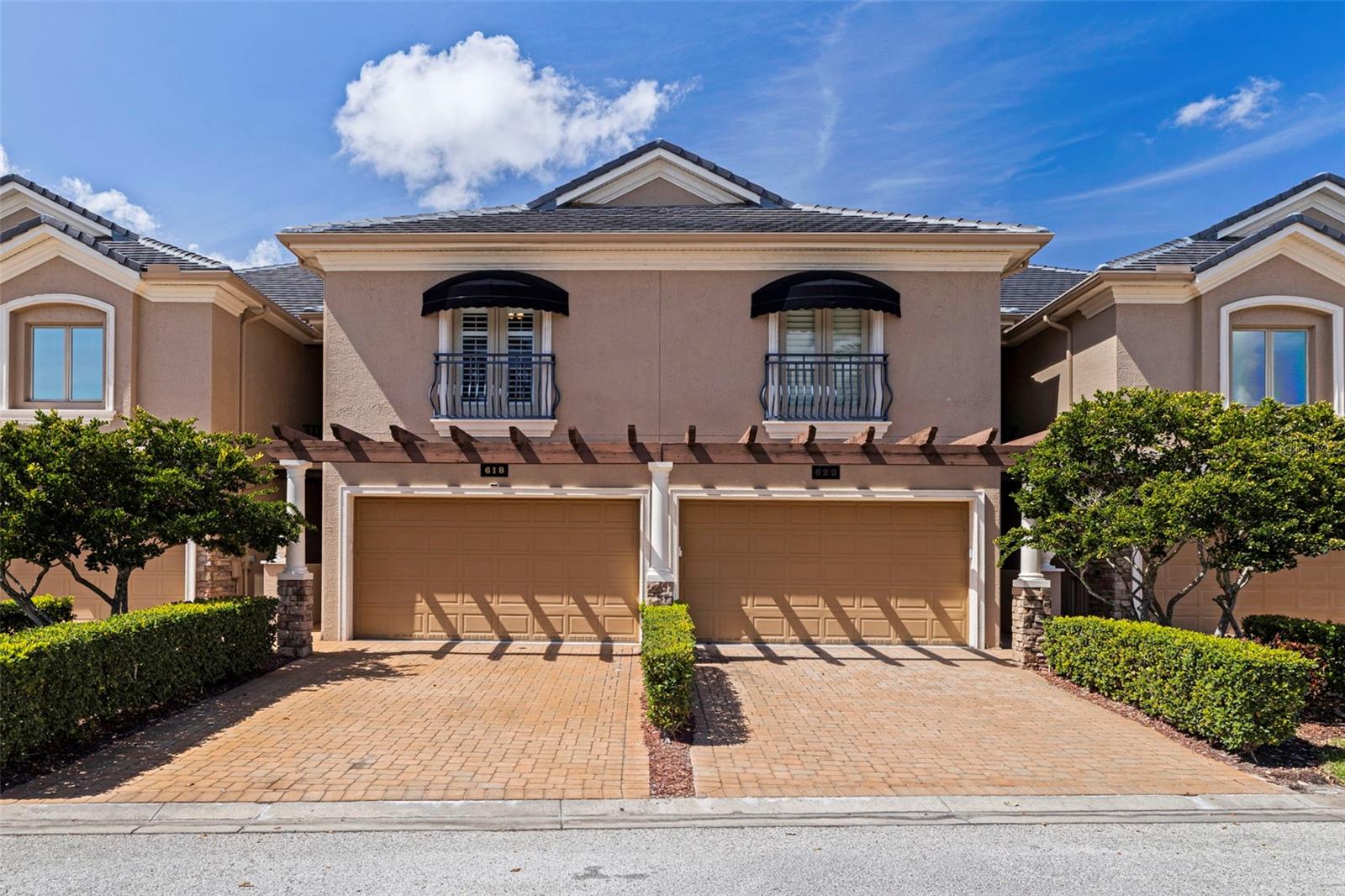 618 SAXONY BLVD