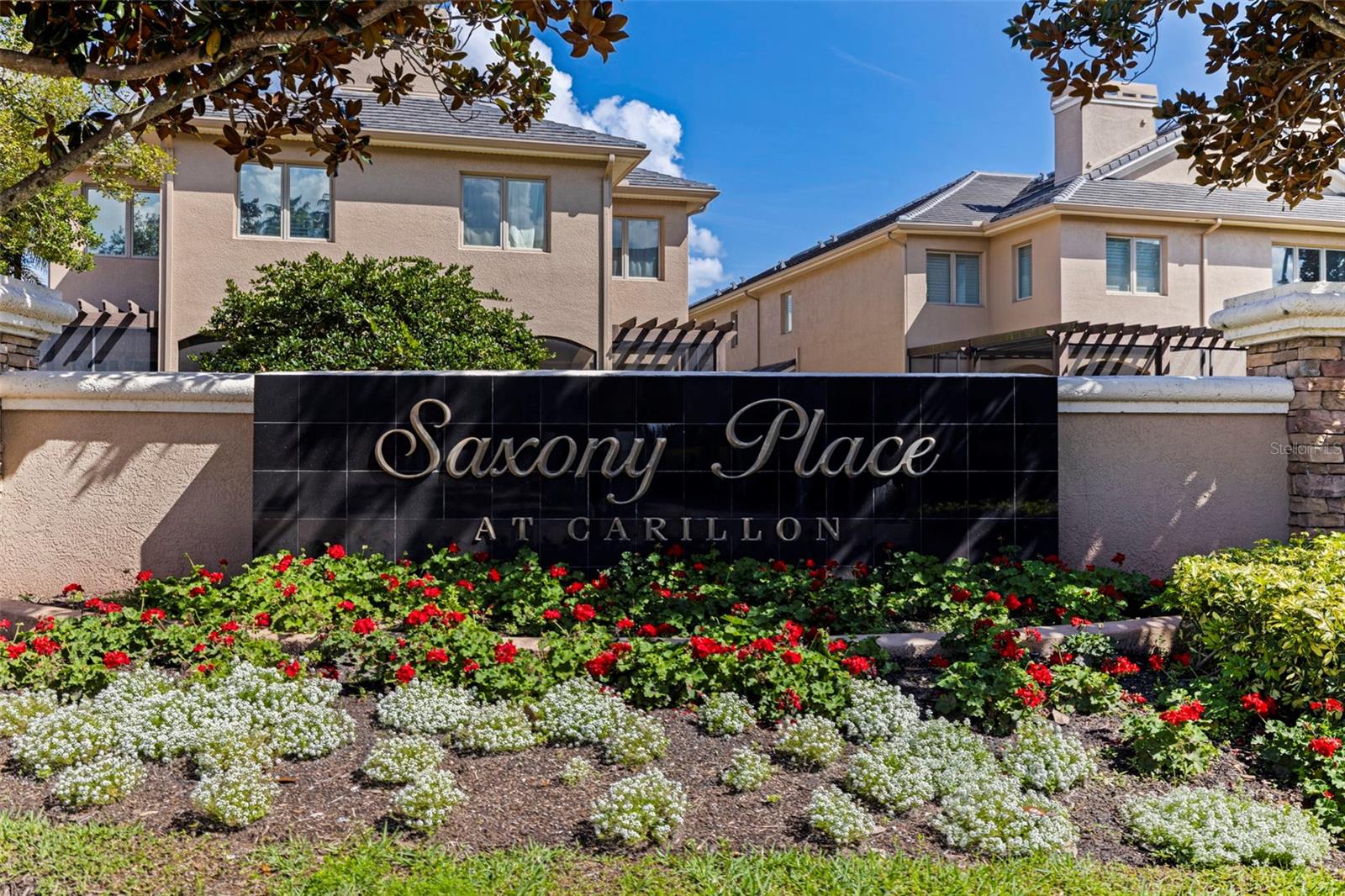 618 SAXONY BLVD