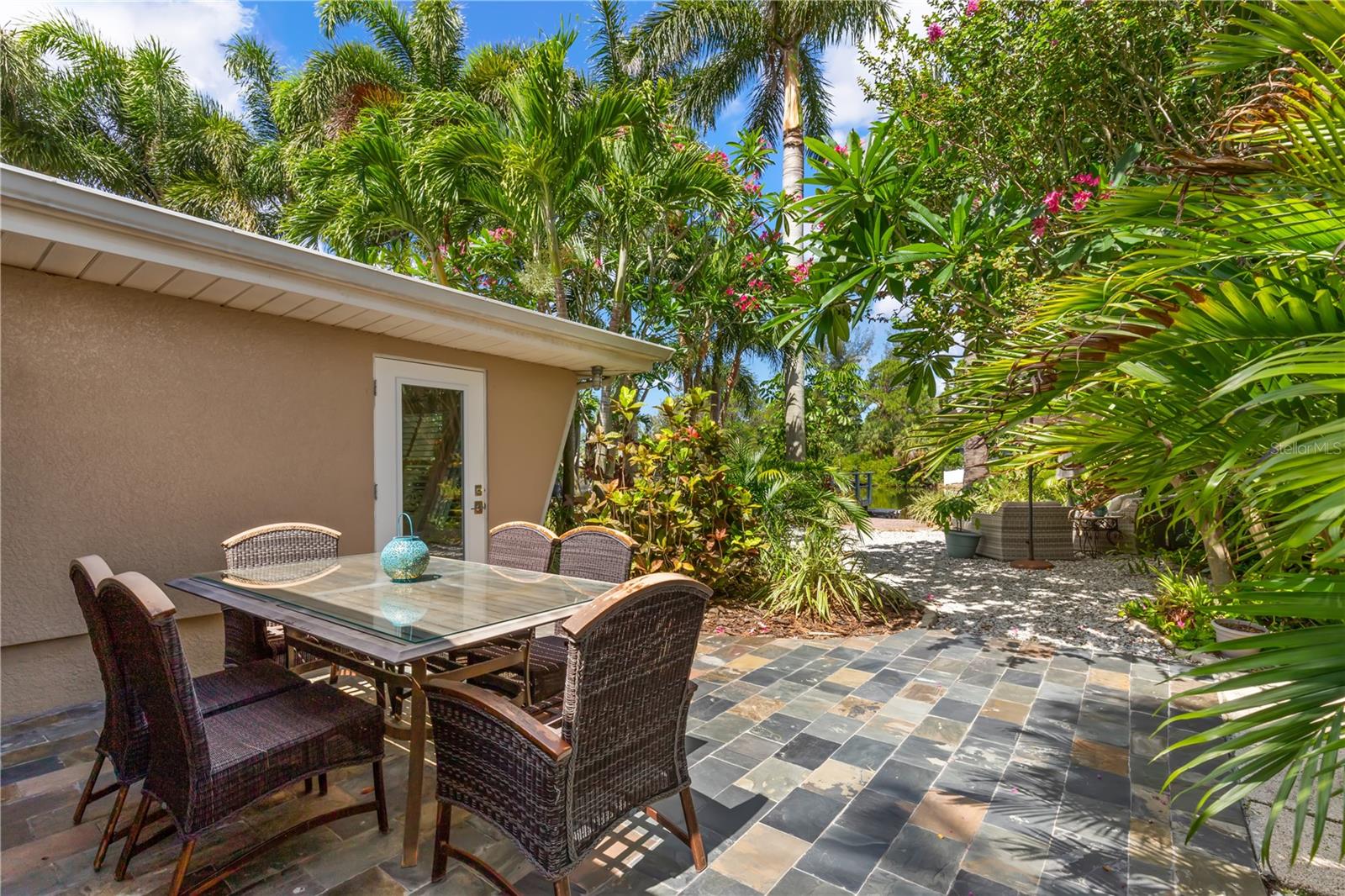 4424 HUNTINGTON ST NE