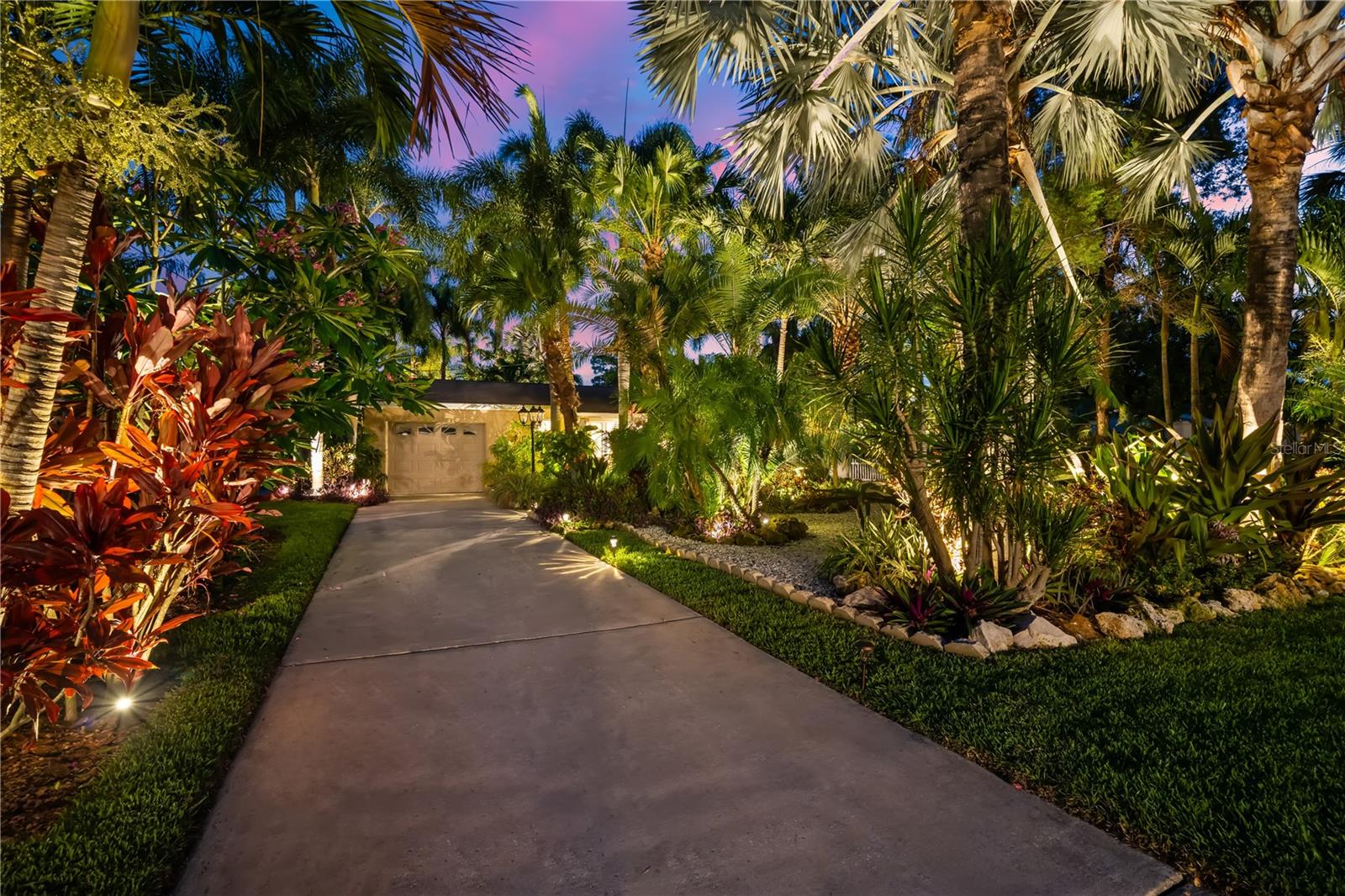 4424 HUNTINGTON ST NE