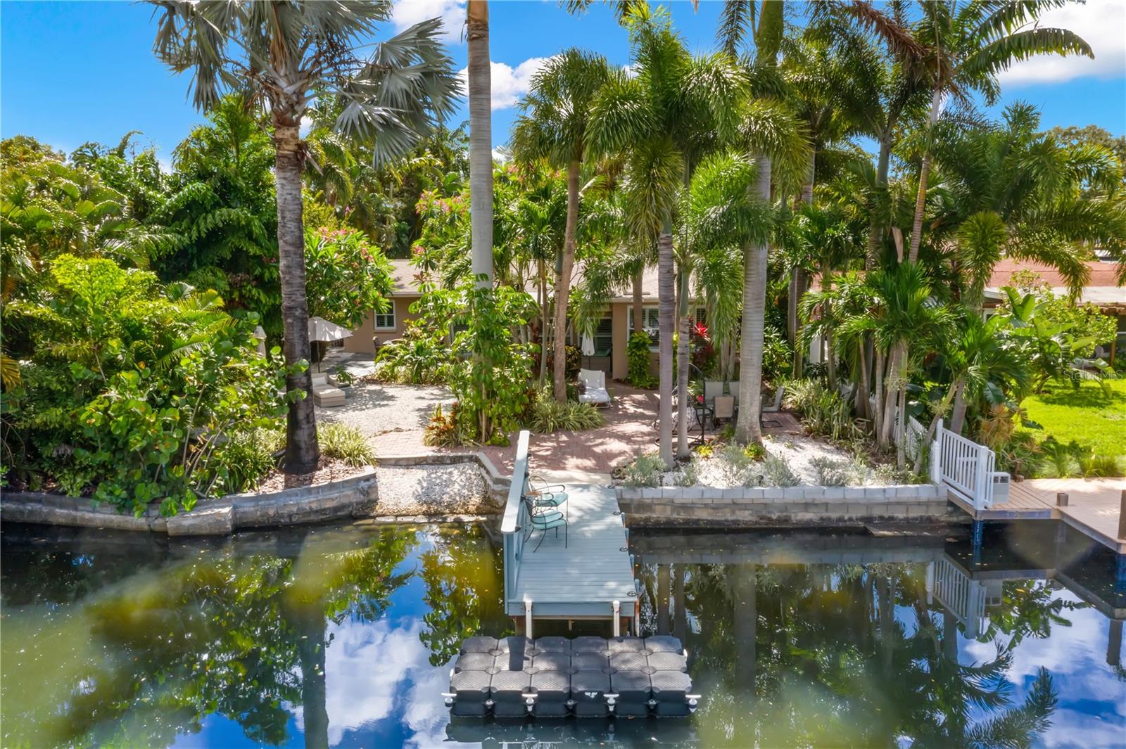 4424 HUNTINGTON ST NE