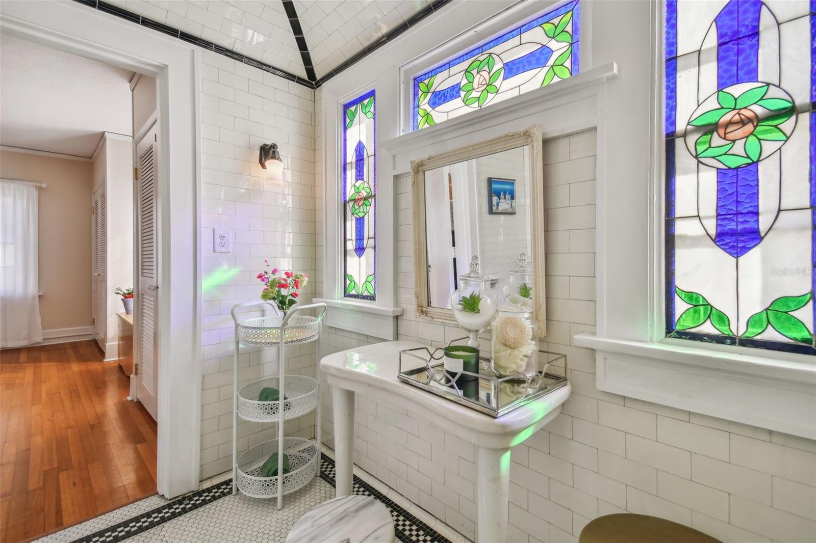 2240 COFFEE POT BLVD NE