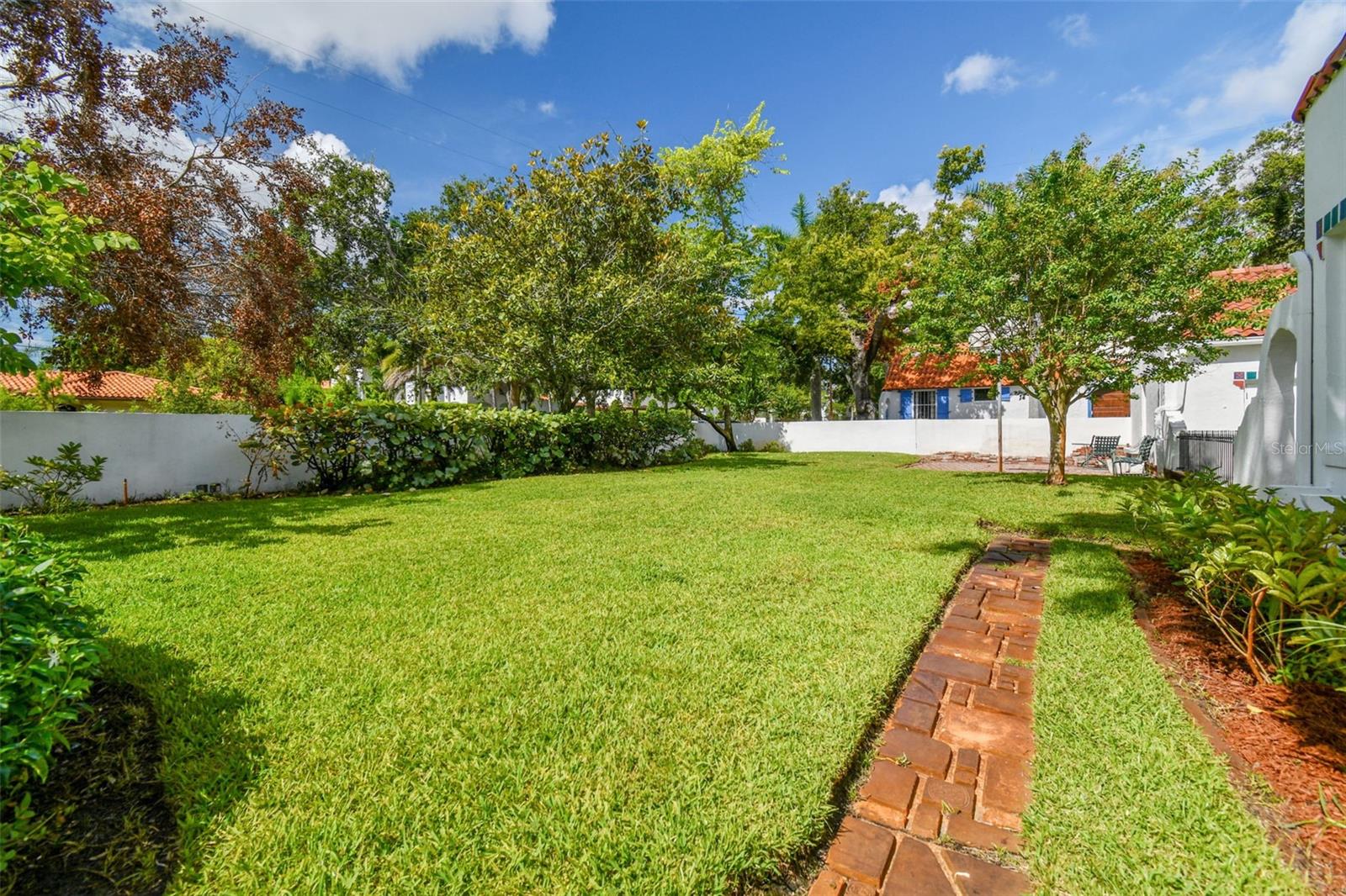 2240 COFFEE POT BLVD NE