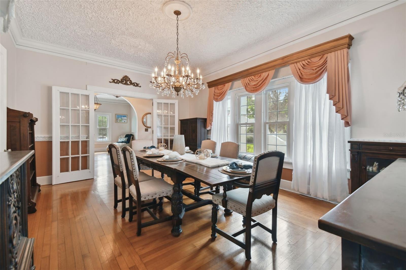 2240 COFFEE POT BLVD NE