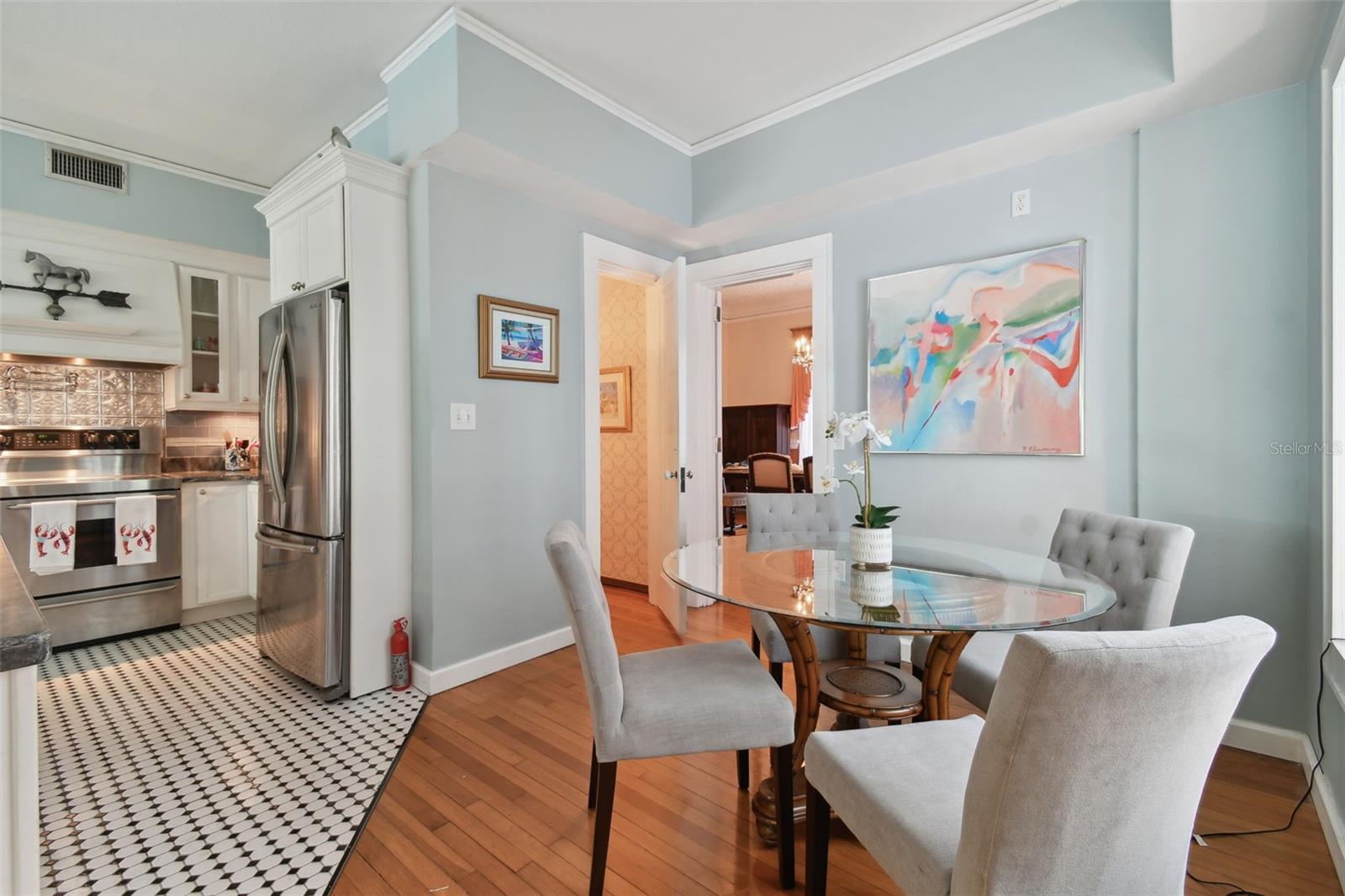 2240 COFFEE POT BLVD NE