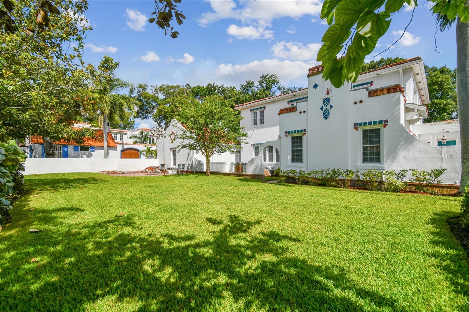 2240 COFFEE POT BLVD NE