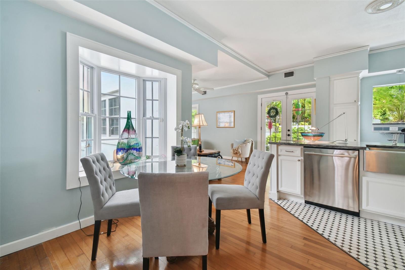 2240 COFFEE POT BLVD NE