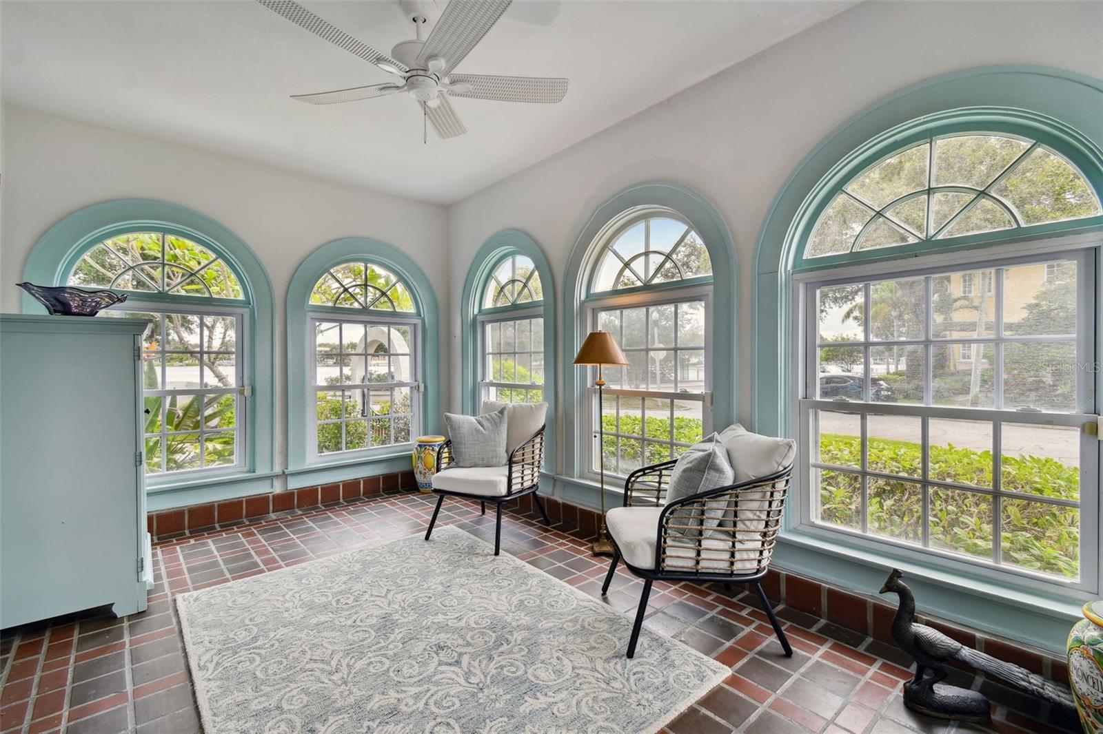 2240 COFFEE POT BLVD NE