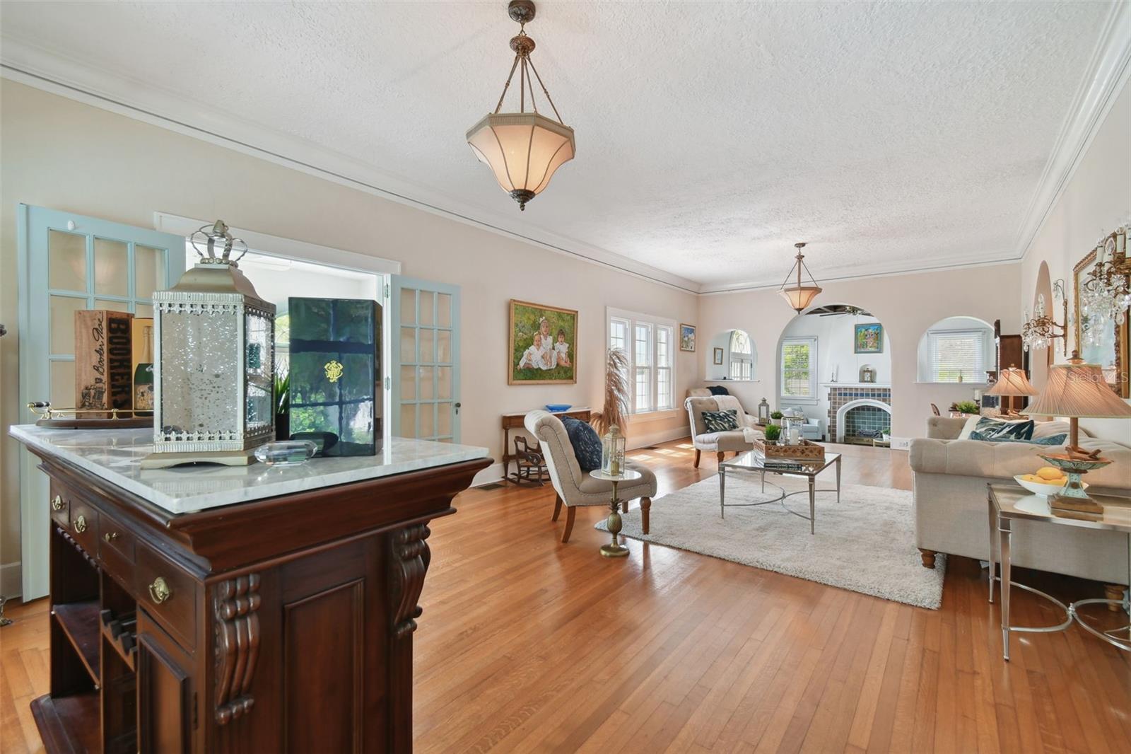 2240 COFFEE POT BLVD NE