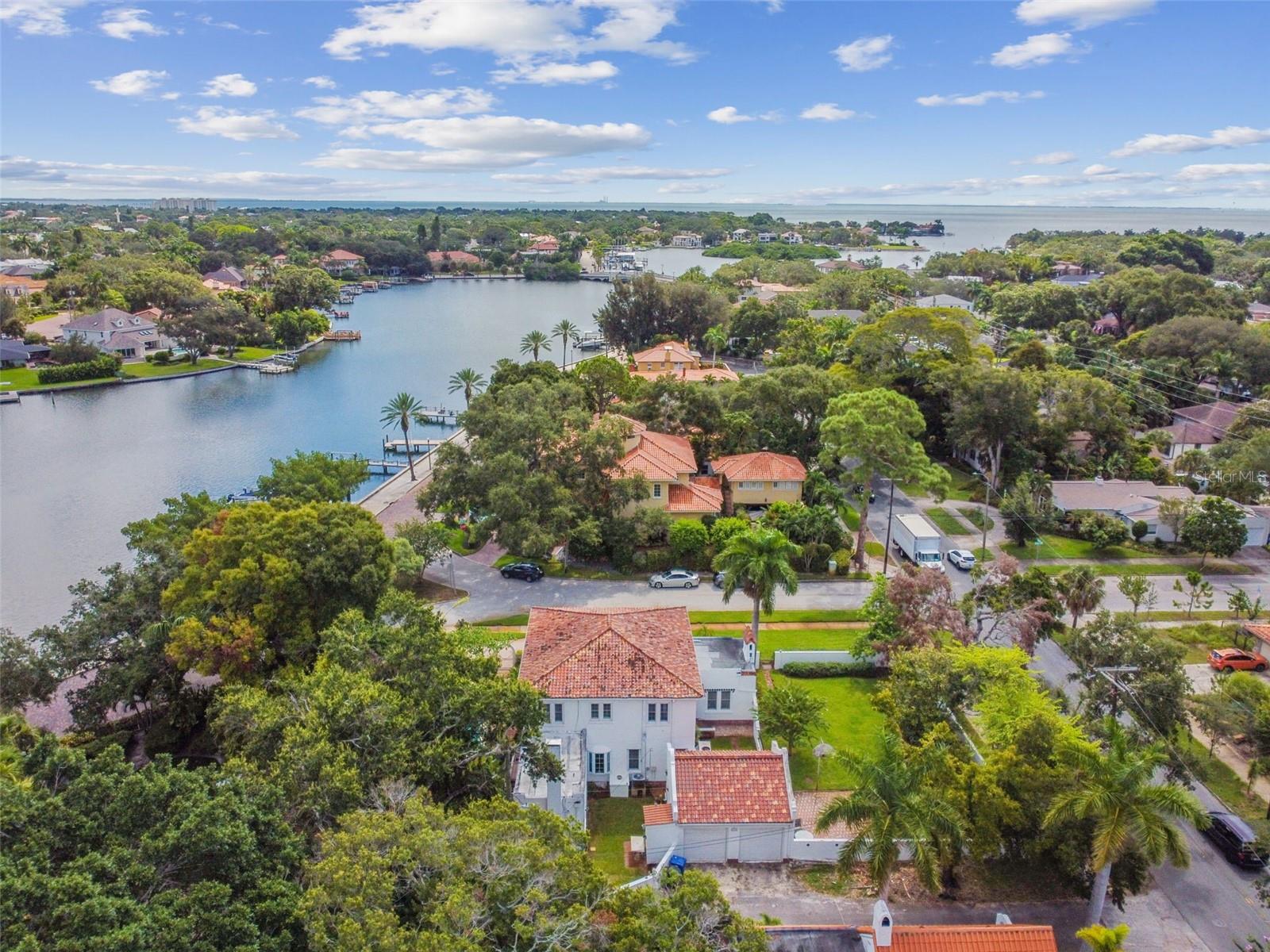 2240 COFFEE POT BLVD NE