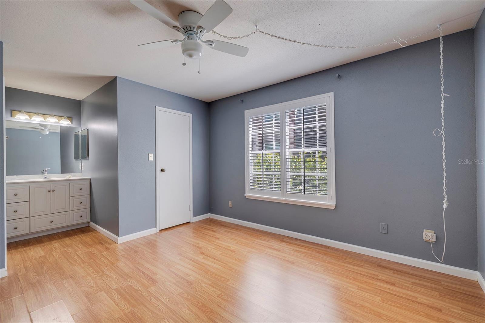 9100 DR MARTIN LUTHER KING JR ST N #1107