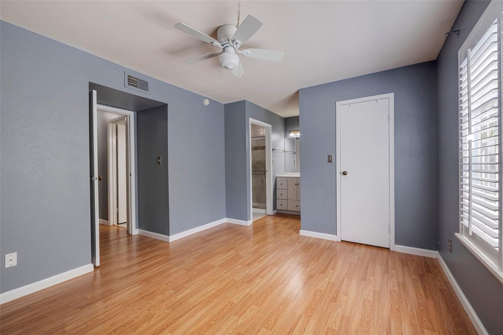 9100 DR MARTIN LUTHER KING JR ST N #1107