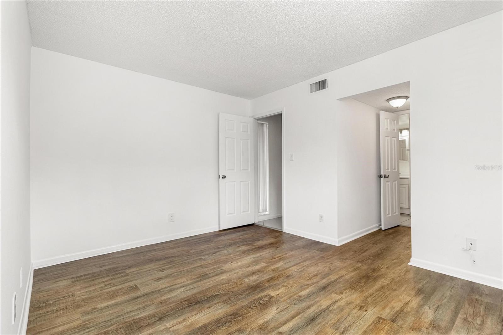 1998 BLUE HAWK CT #1614