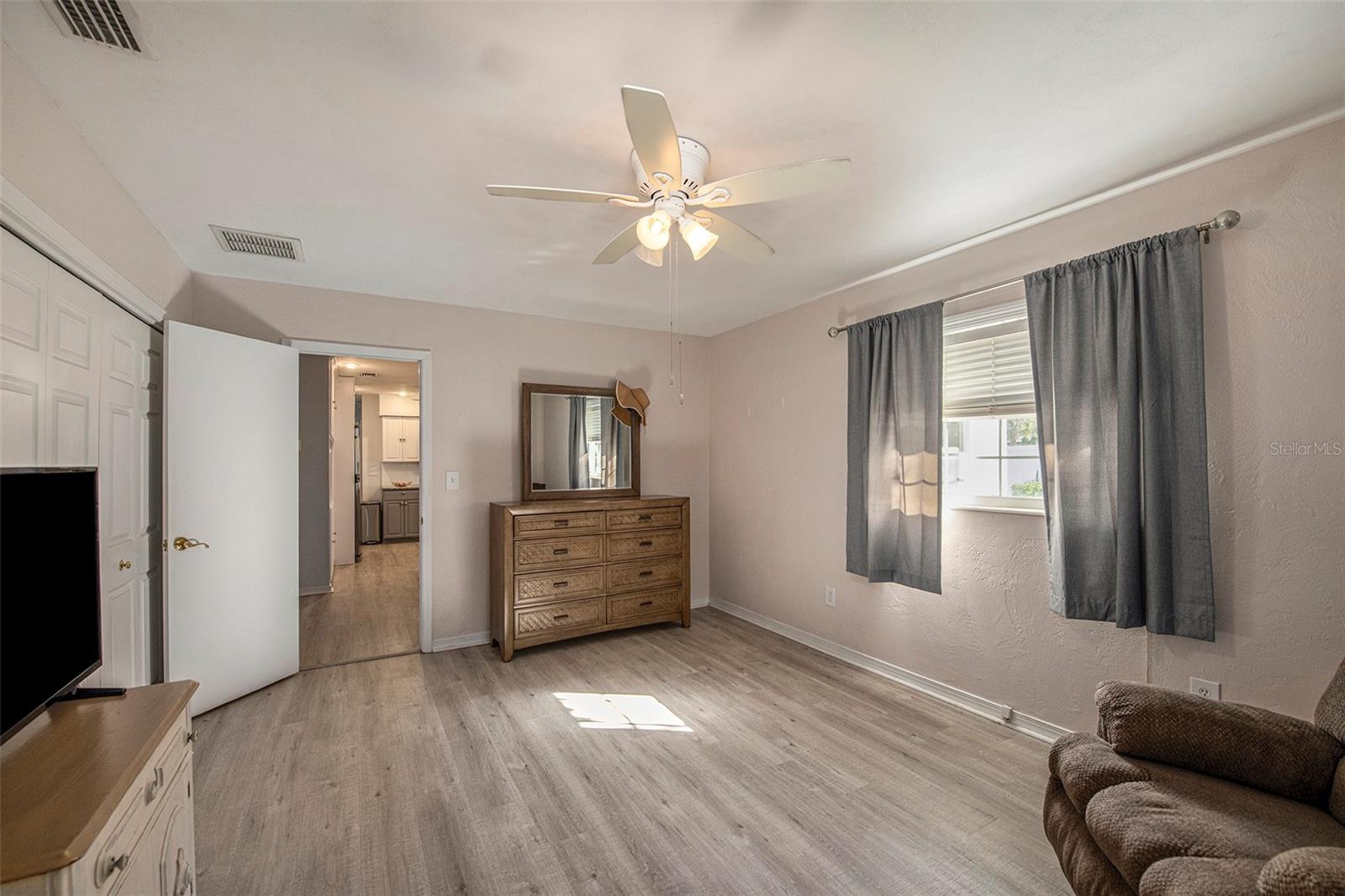 4499 BIRCH STREET NE