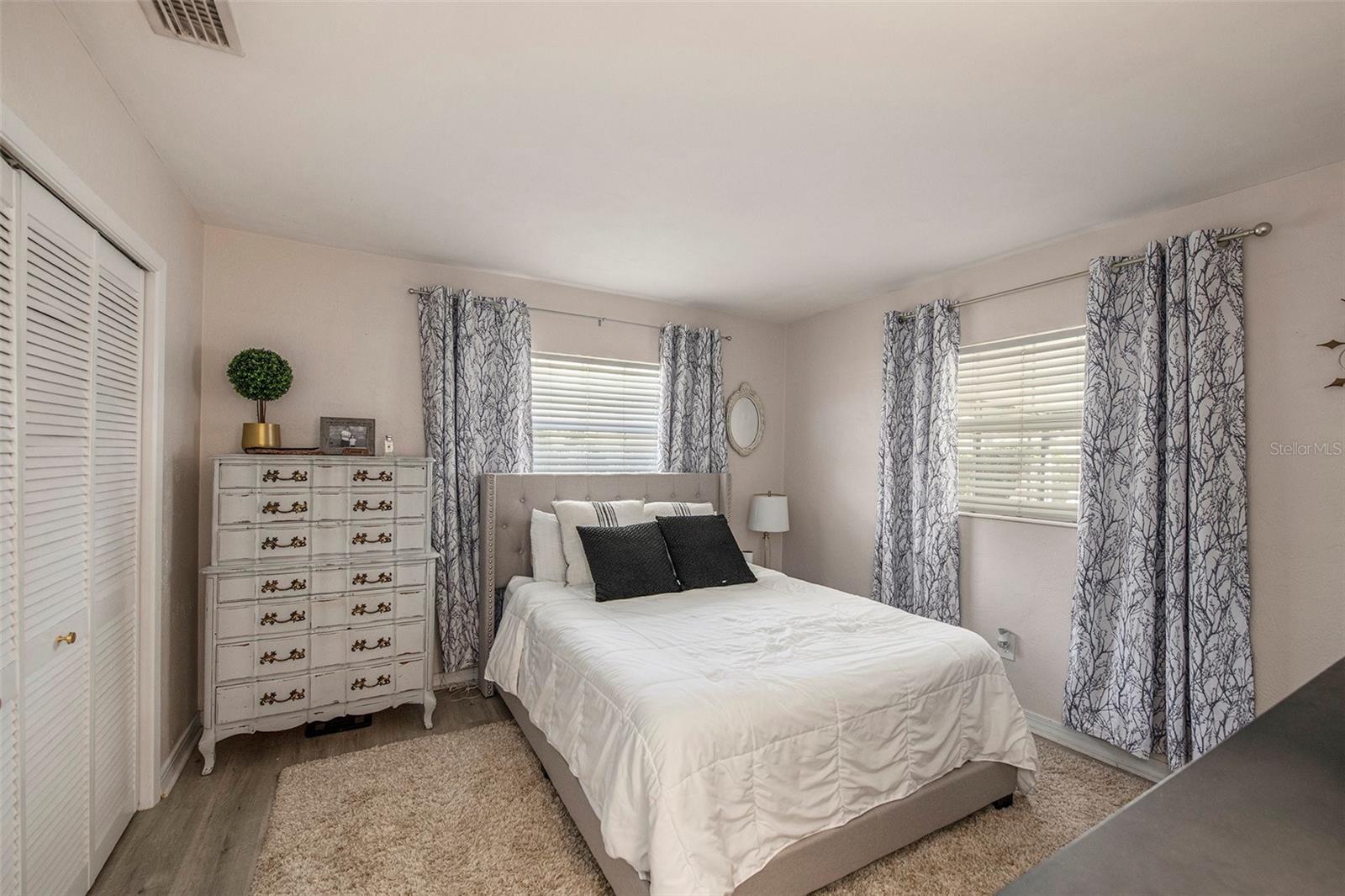 4499 BIRCH STREET NE