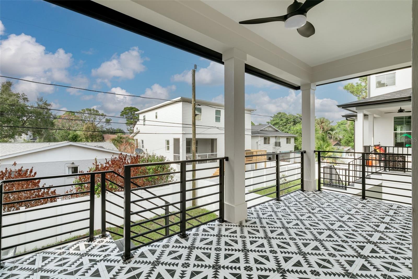 1711 MASSACHUSETTS AVE NE