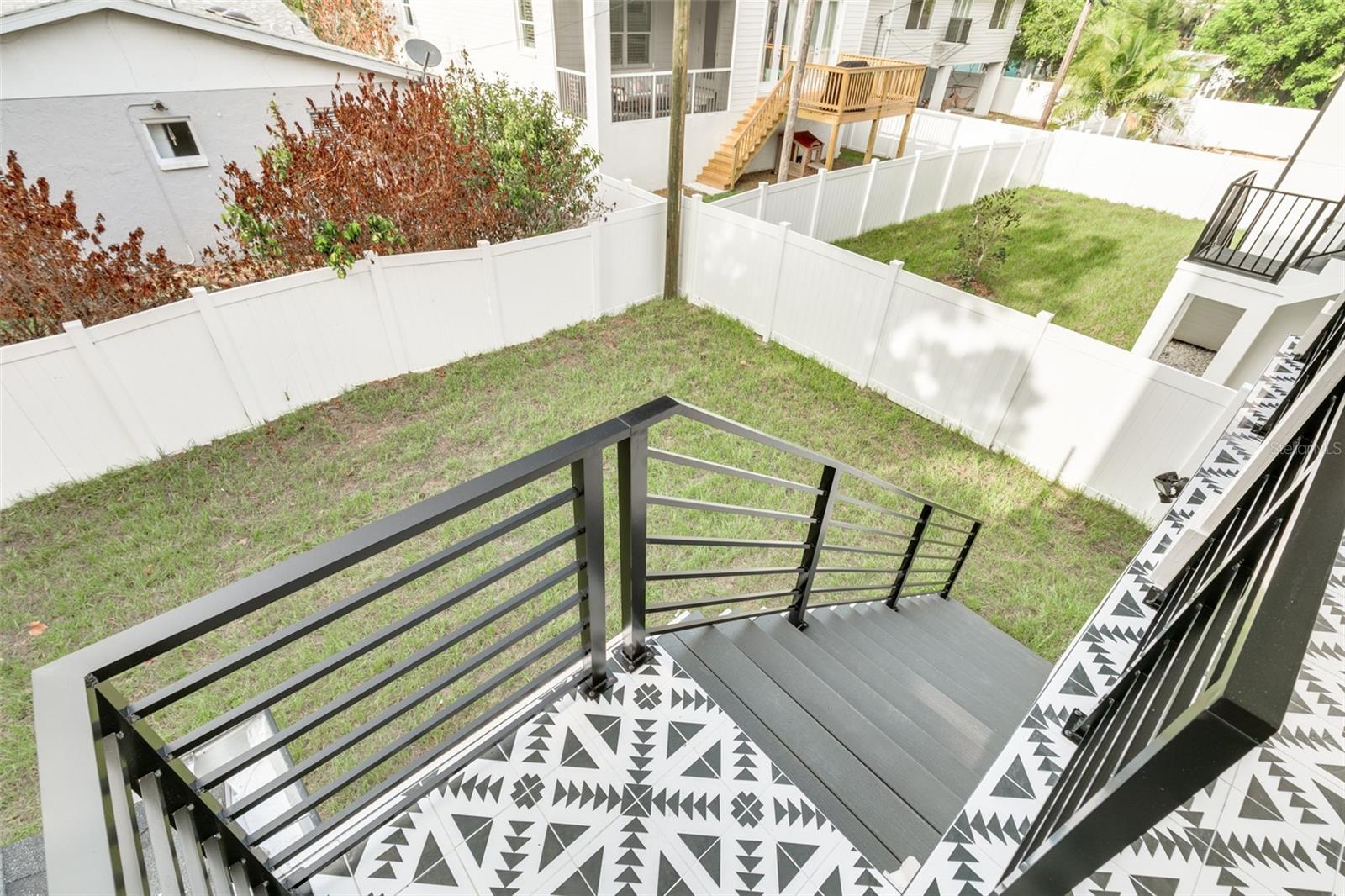 1711 MASSACHUSETTS AVE NE