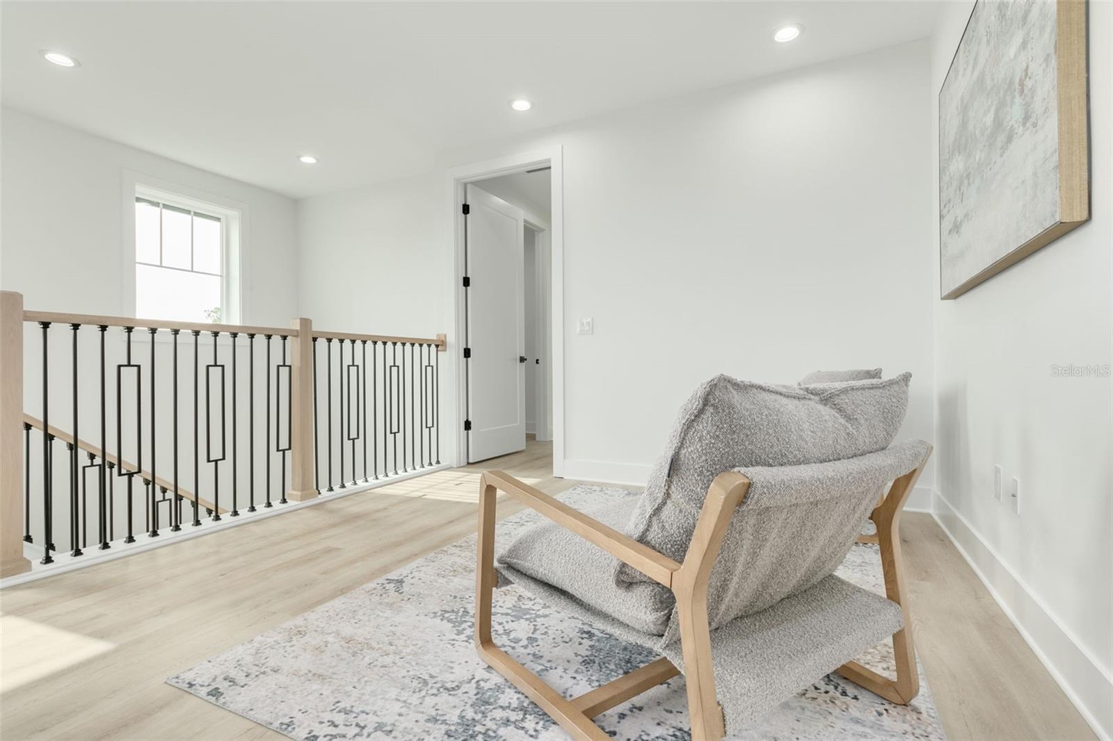 1711 MASSACHUSETTS AVE NE