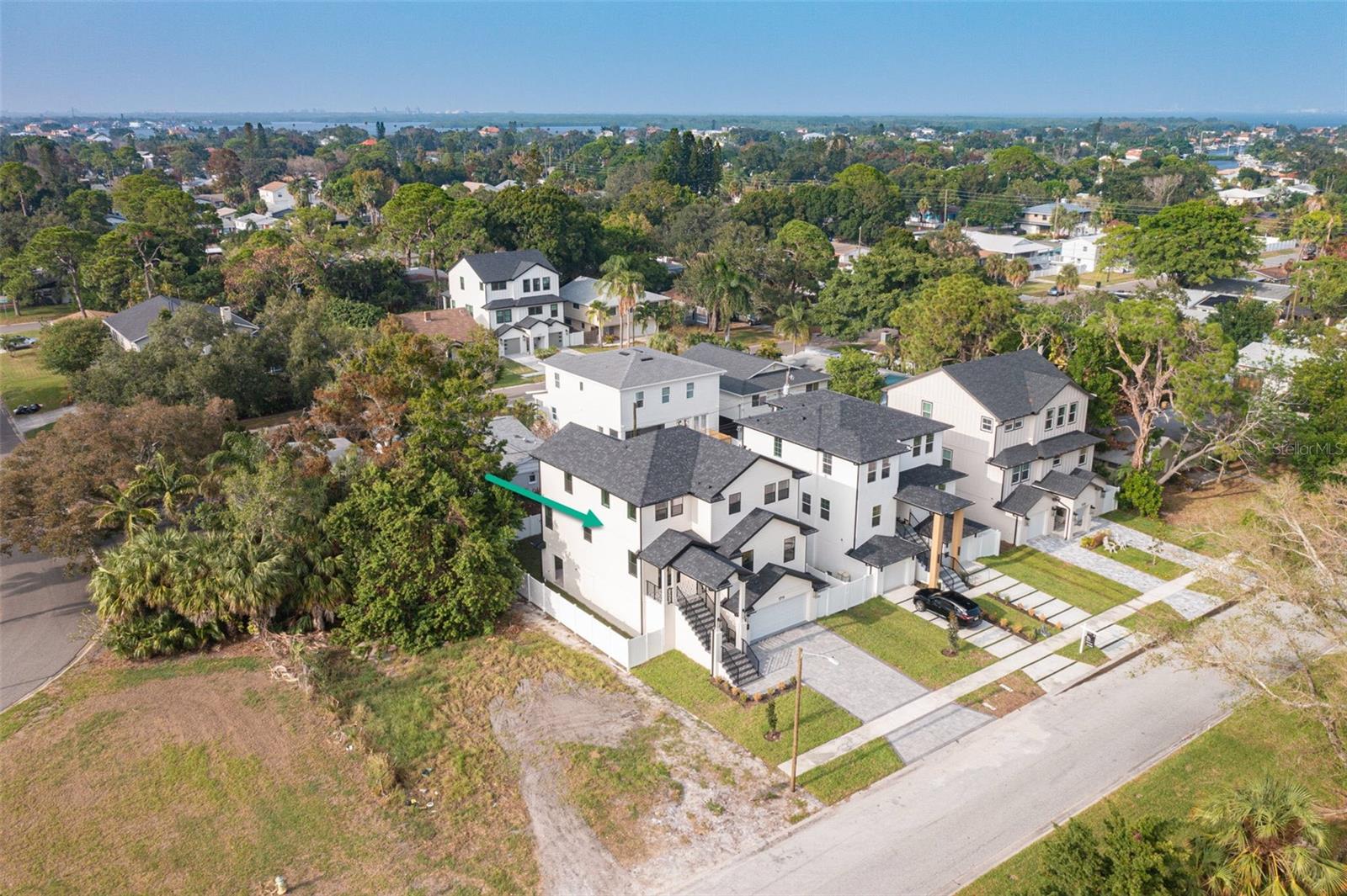 1711 MASSACHUSETTS AVE NE