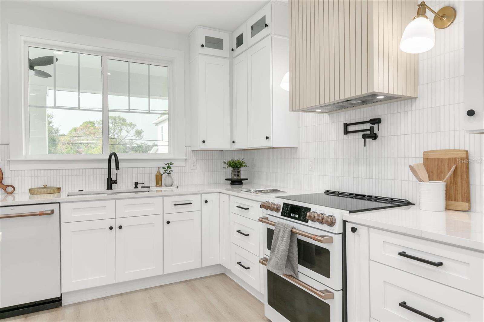 1711 MASSACHUSETTS AVE NE