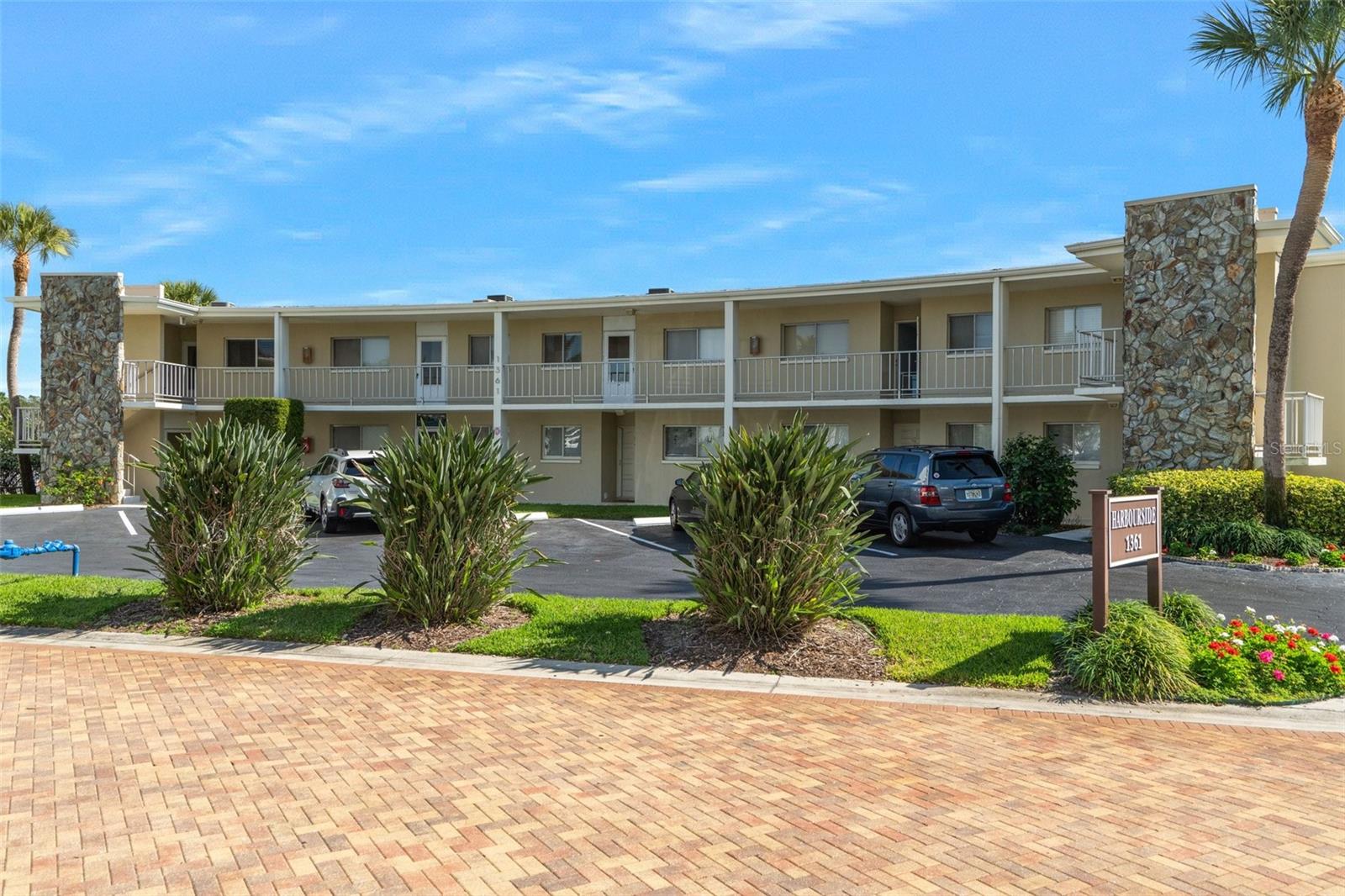 1361 SNELL ISLE BLVD NE #6